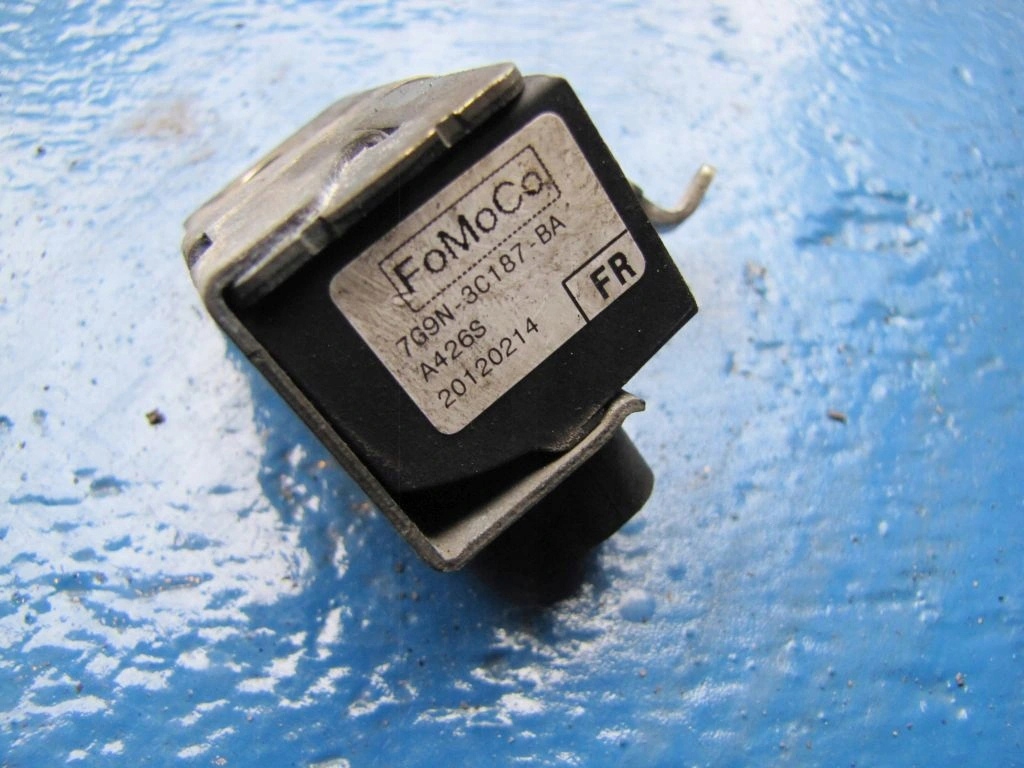VOLVO S80 S60 V70 XC70 FOUR C/S - sensor springing