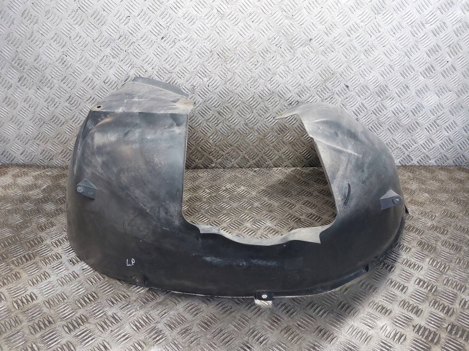 mudguard left front VOLVO XC90 and 30763614