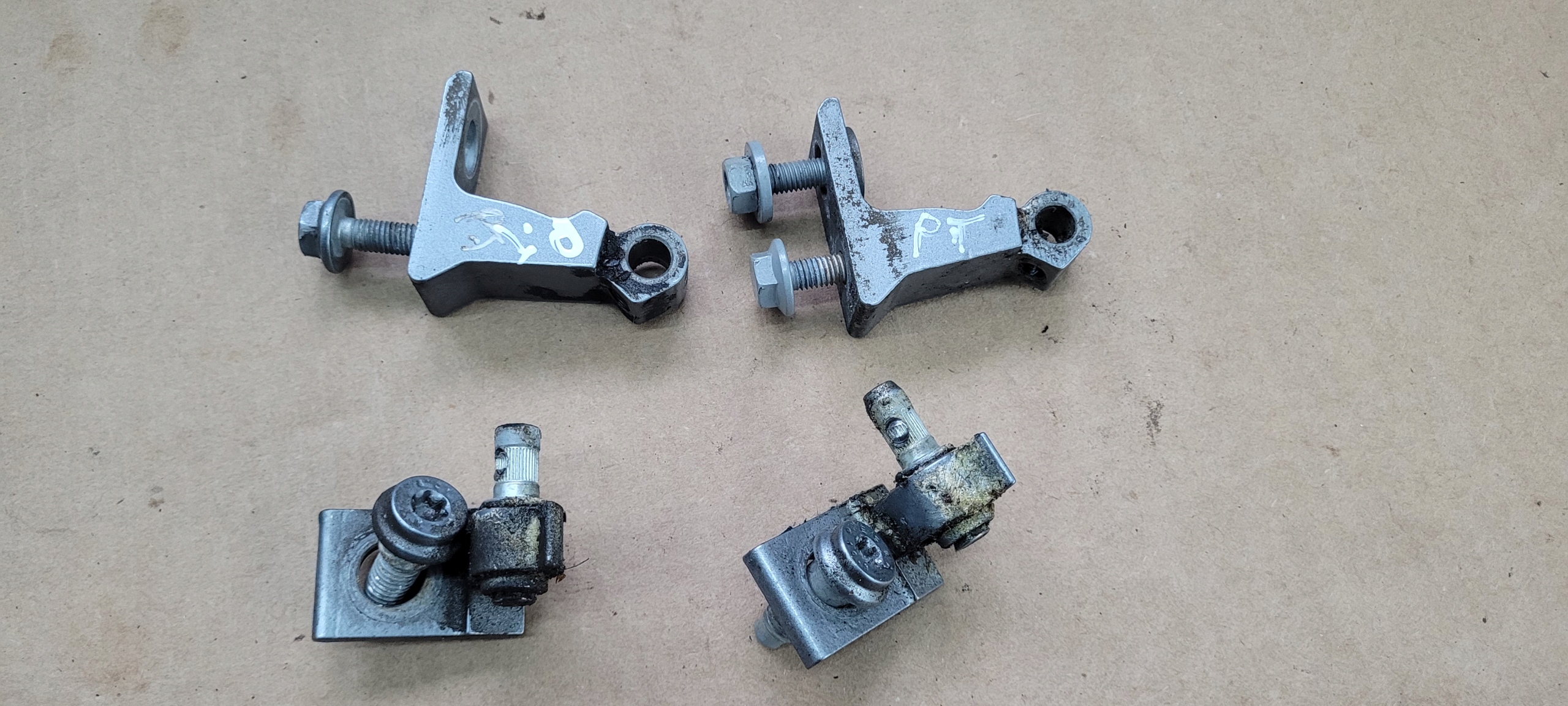 A7 4G S7 hinge hinges door right right rear part rear. LY7G