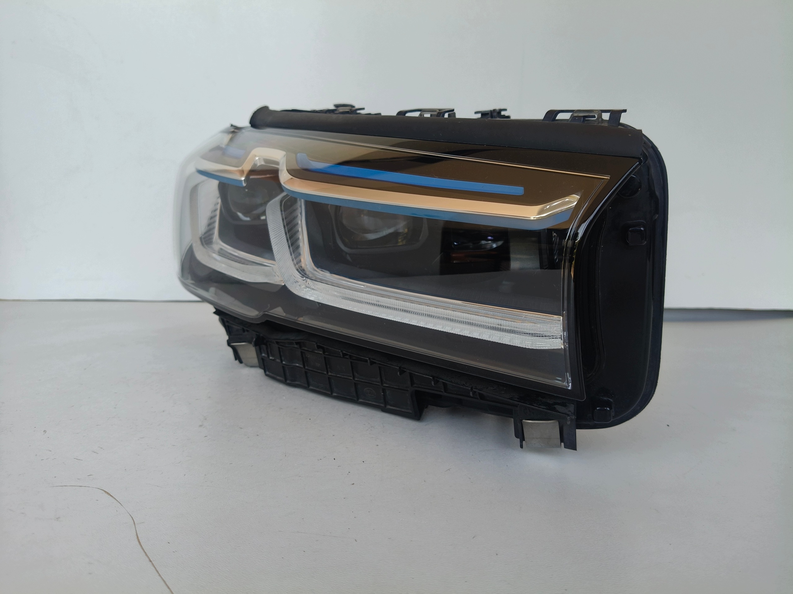 light right REFLEKTOR BMW 5 G30 G31 20- LIFT LASER LED