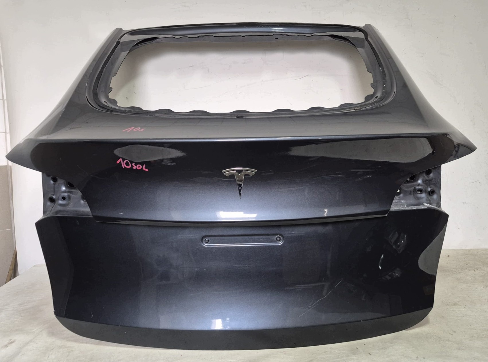 TESLA MODEL Y 20- trunk door boot rear part rear