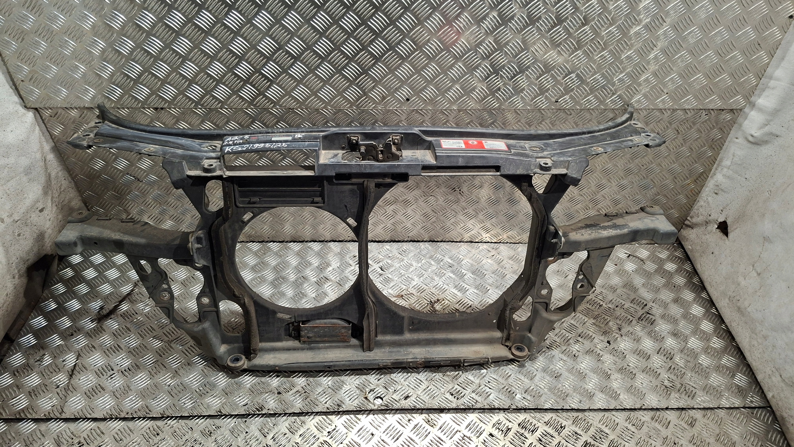support panel for radiators pillar AUDI A6 C5 2.5TDI