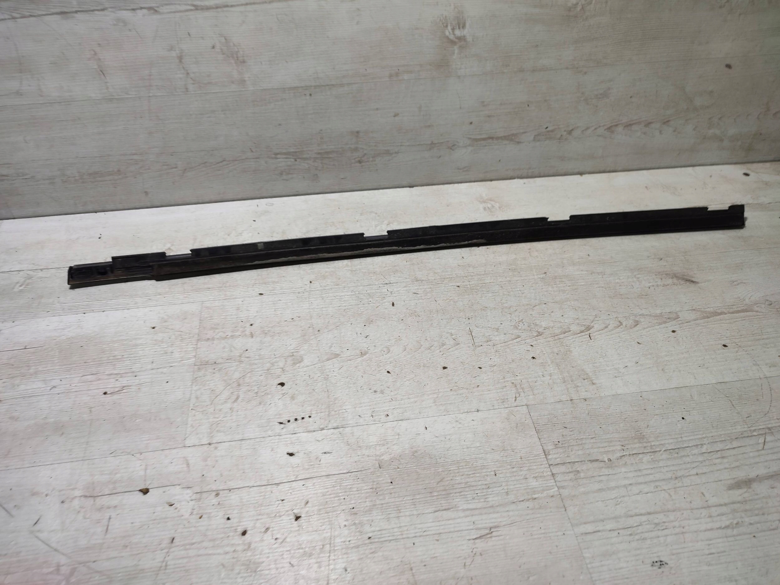 Opel Corsa F 2022 front side right moulding gasket windows