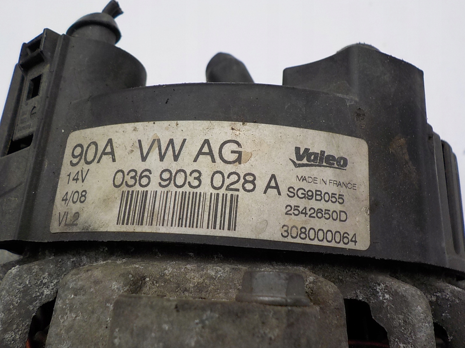 VOLKSWAGEN NEW BEETLE 1.4 16V B ORG ALTERNATOR 036903028A