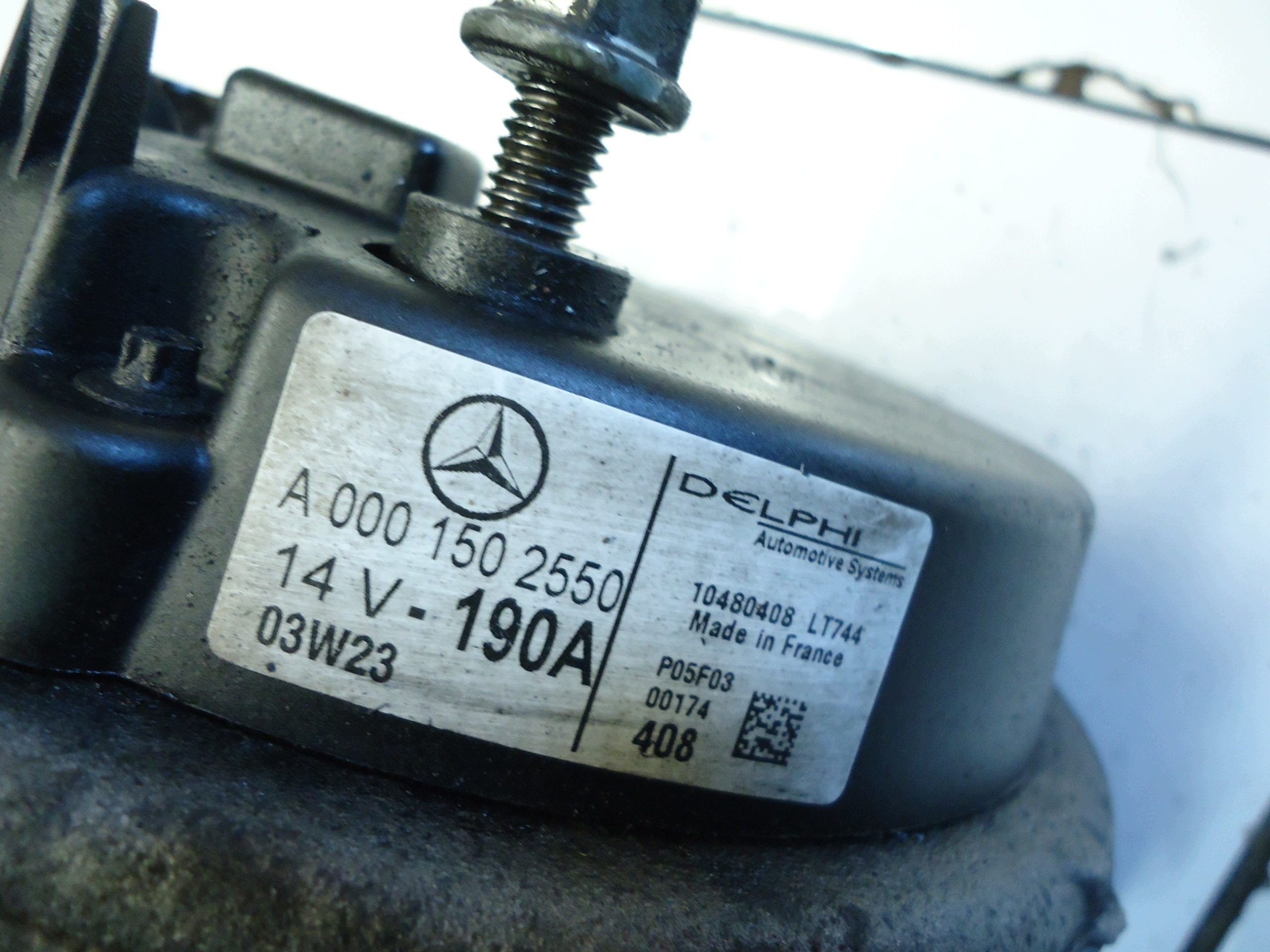 MERCEDES 2.7 CDI alternator A0001502550