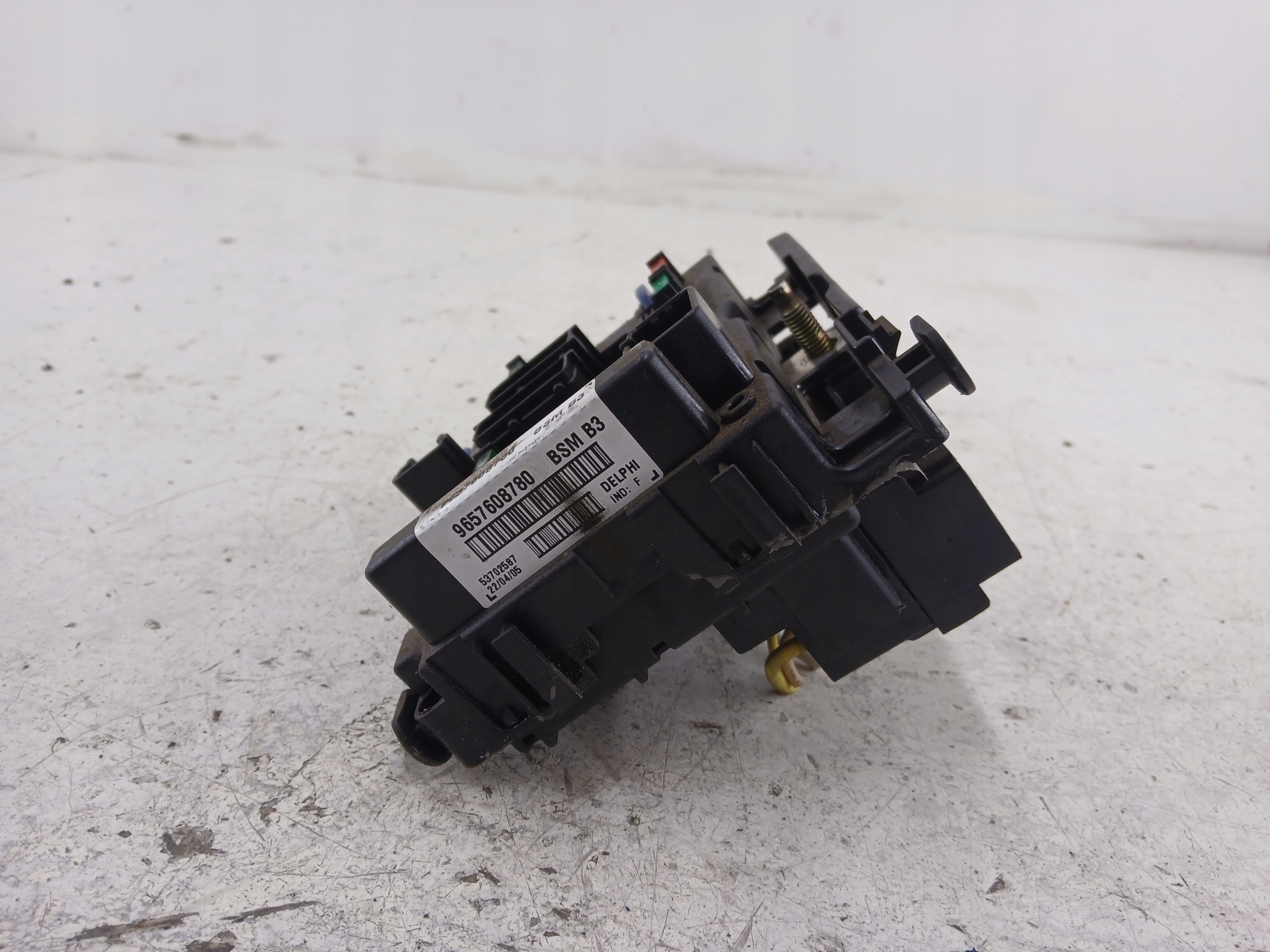 PEUGEOT 206 Module fusibles 9657608780