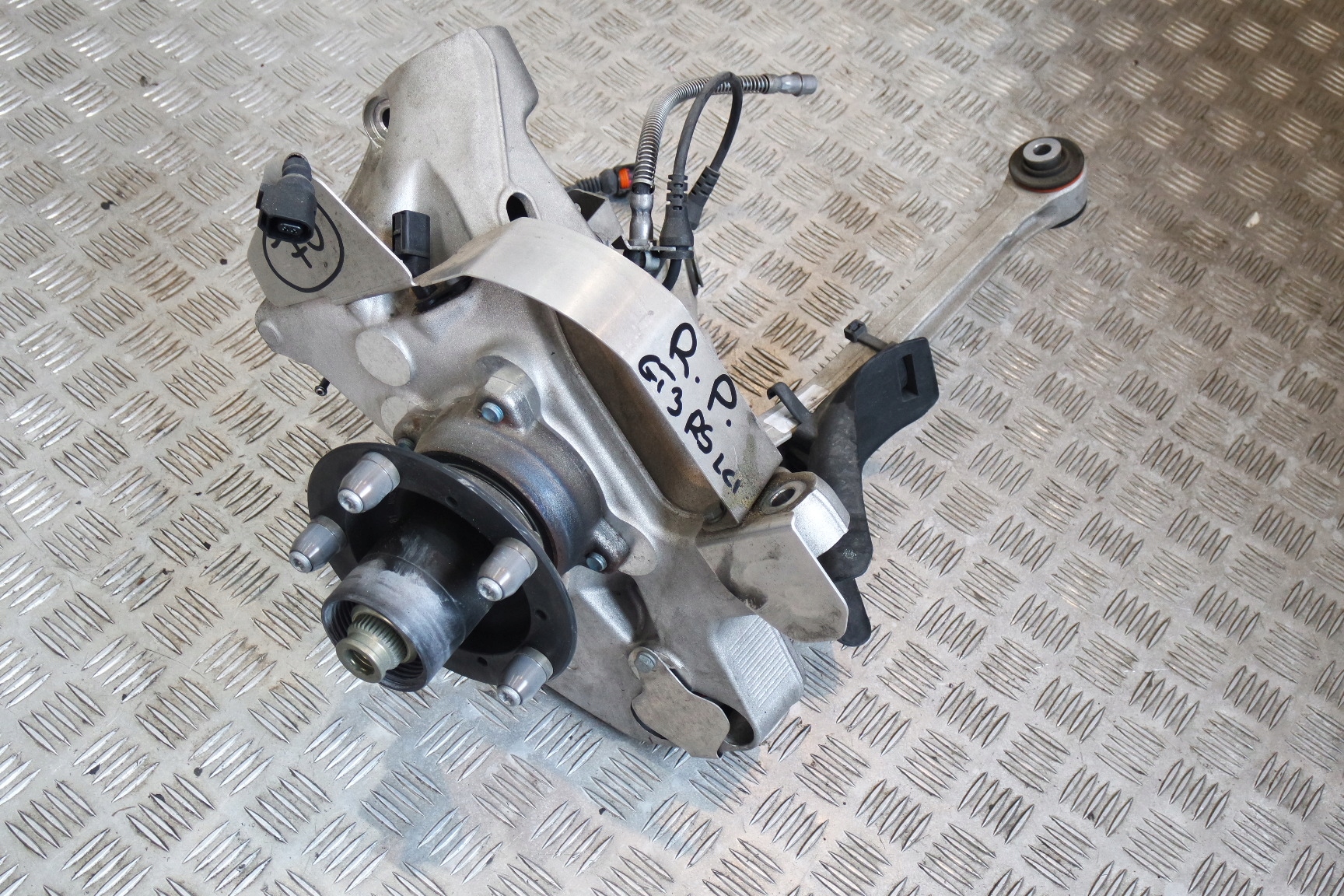 ПЕРЕДНЯ ПРАВА ПІДВІСКА PORSCHE 991 GT3 RS LIFT