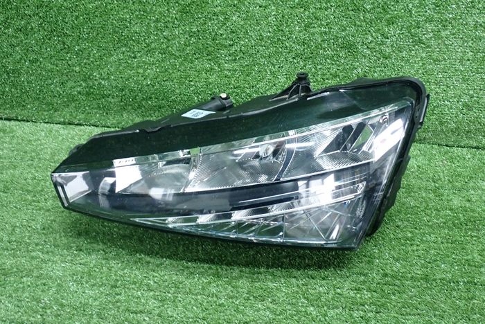 SKODA SCALA LED 19-23 reflektor left light left 657941015