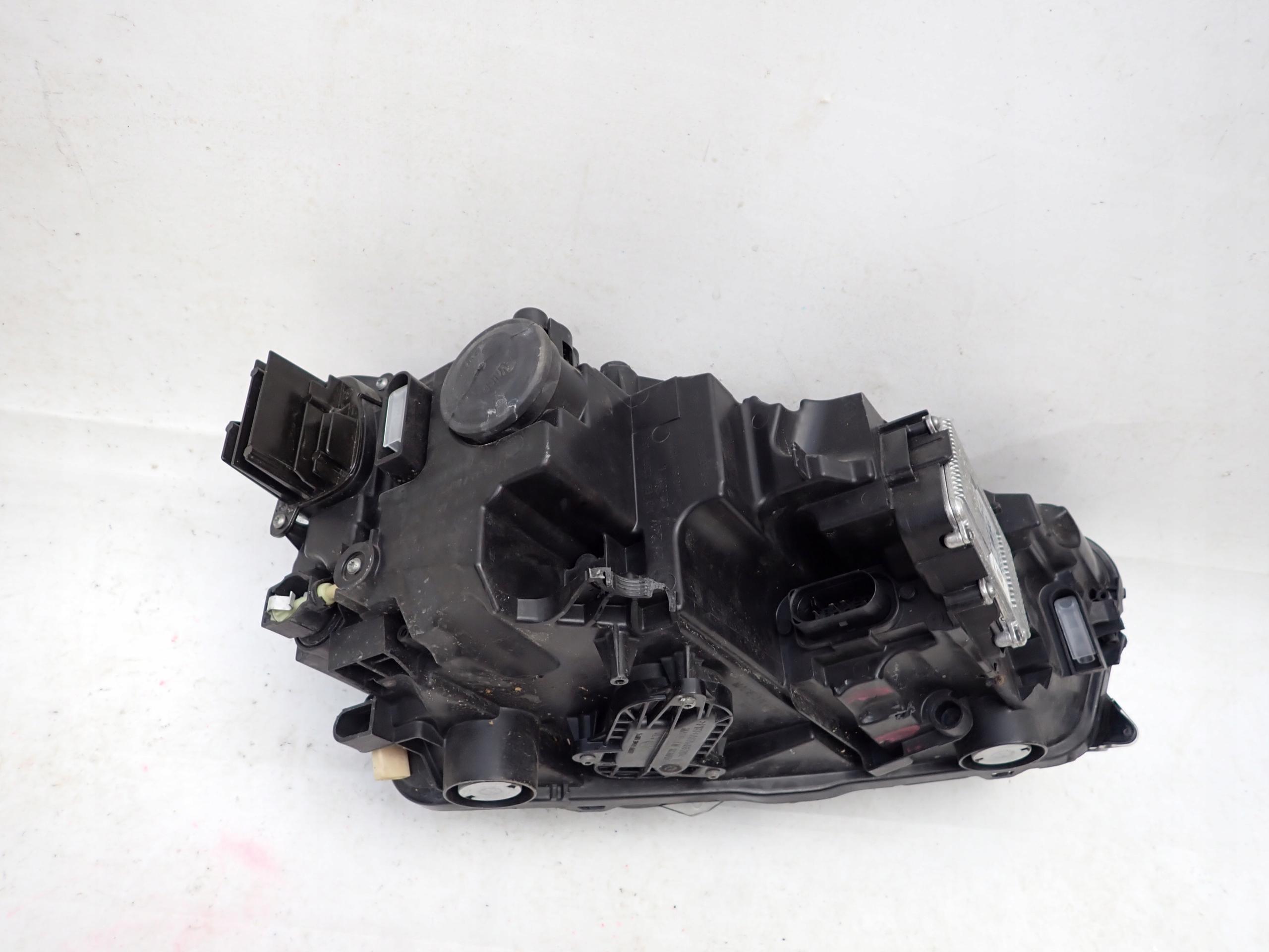 SKODA SCALA 19- light left front FULL LED