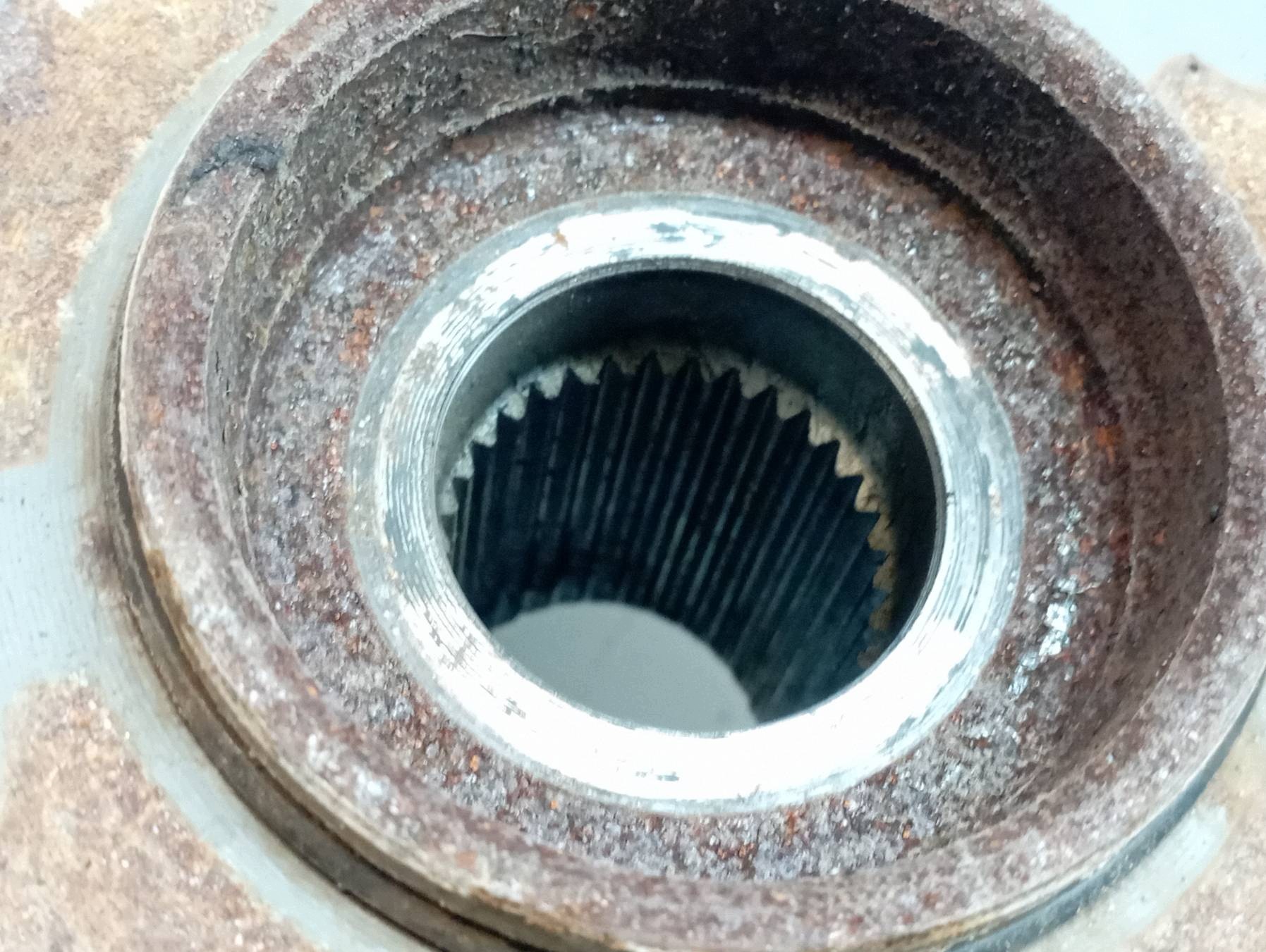 moyeau droite arrière 3.6 PENTASTAR 294 KM 04877112AC Dodge Durango III