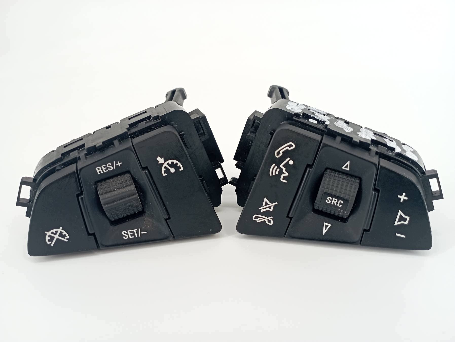 Bedienteil Schalter MULTIFUNKCJI des Lenkrads Opel Insignia A