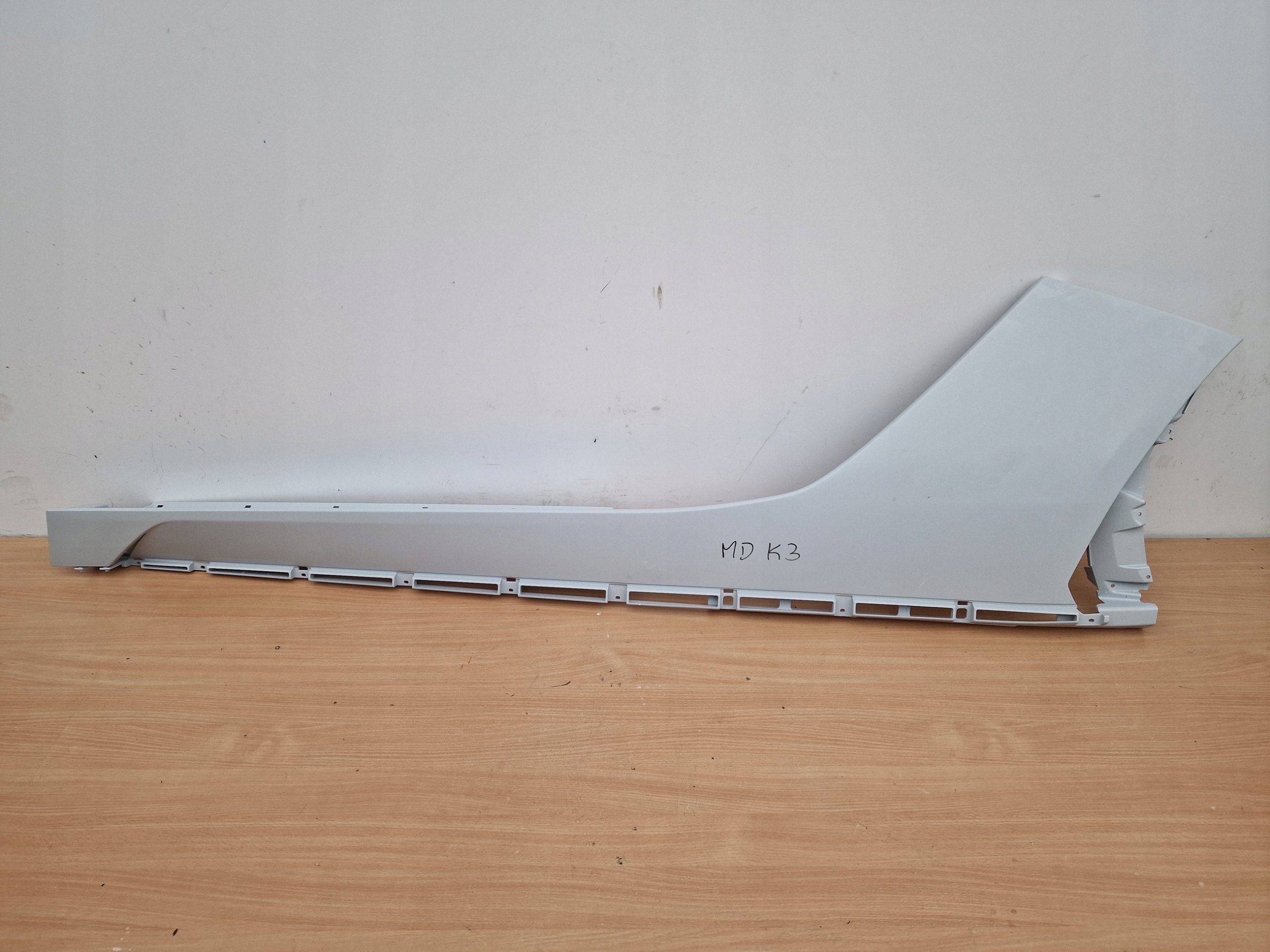 LAMBORGHINI AVENTADOR S left moulding threshold threshold