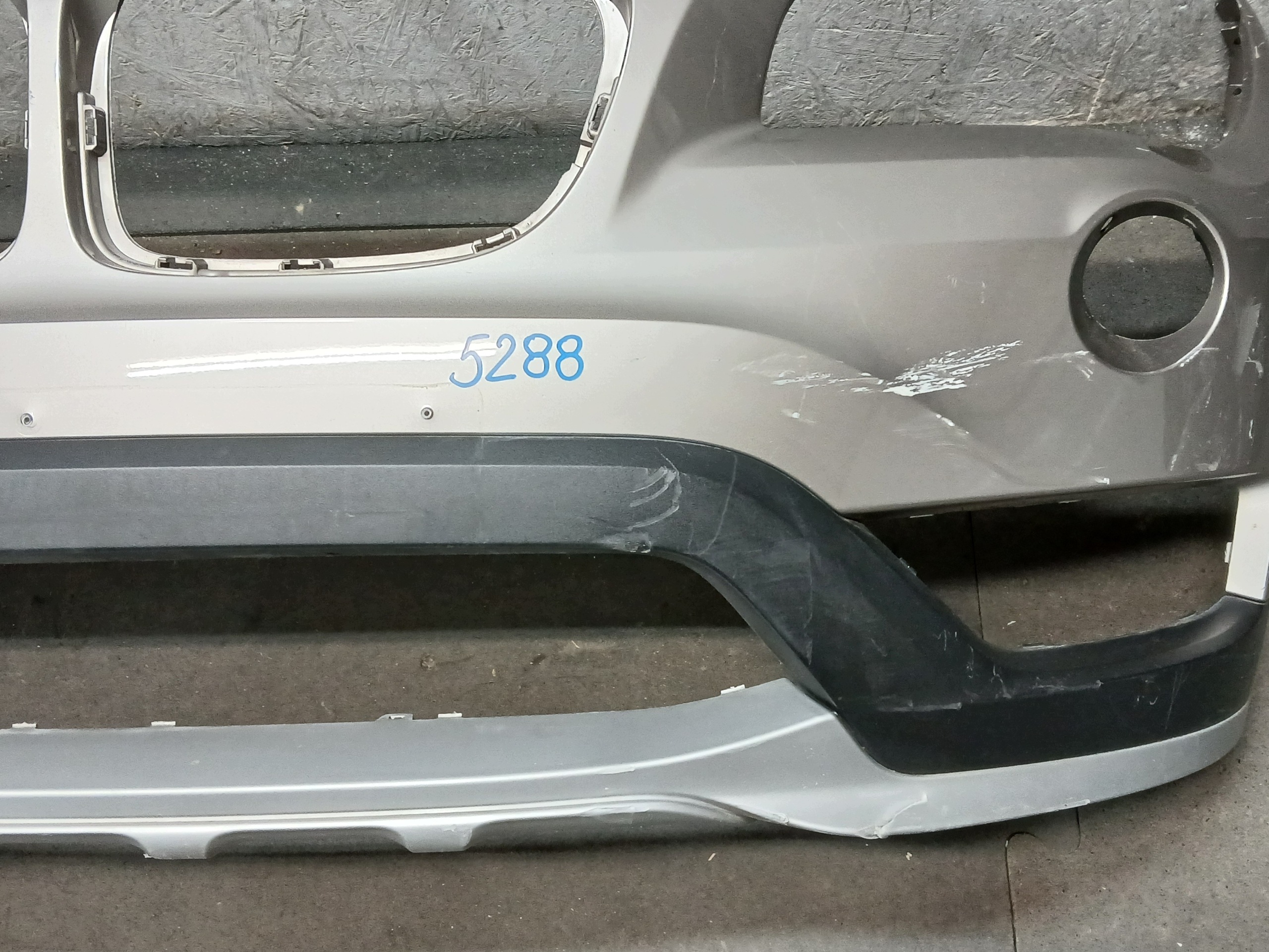 nárazník předek BMW X1 E84 LIFT 12-15 LCI