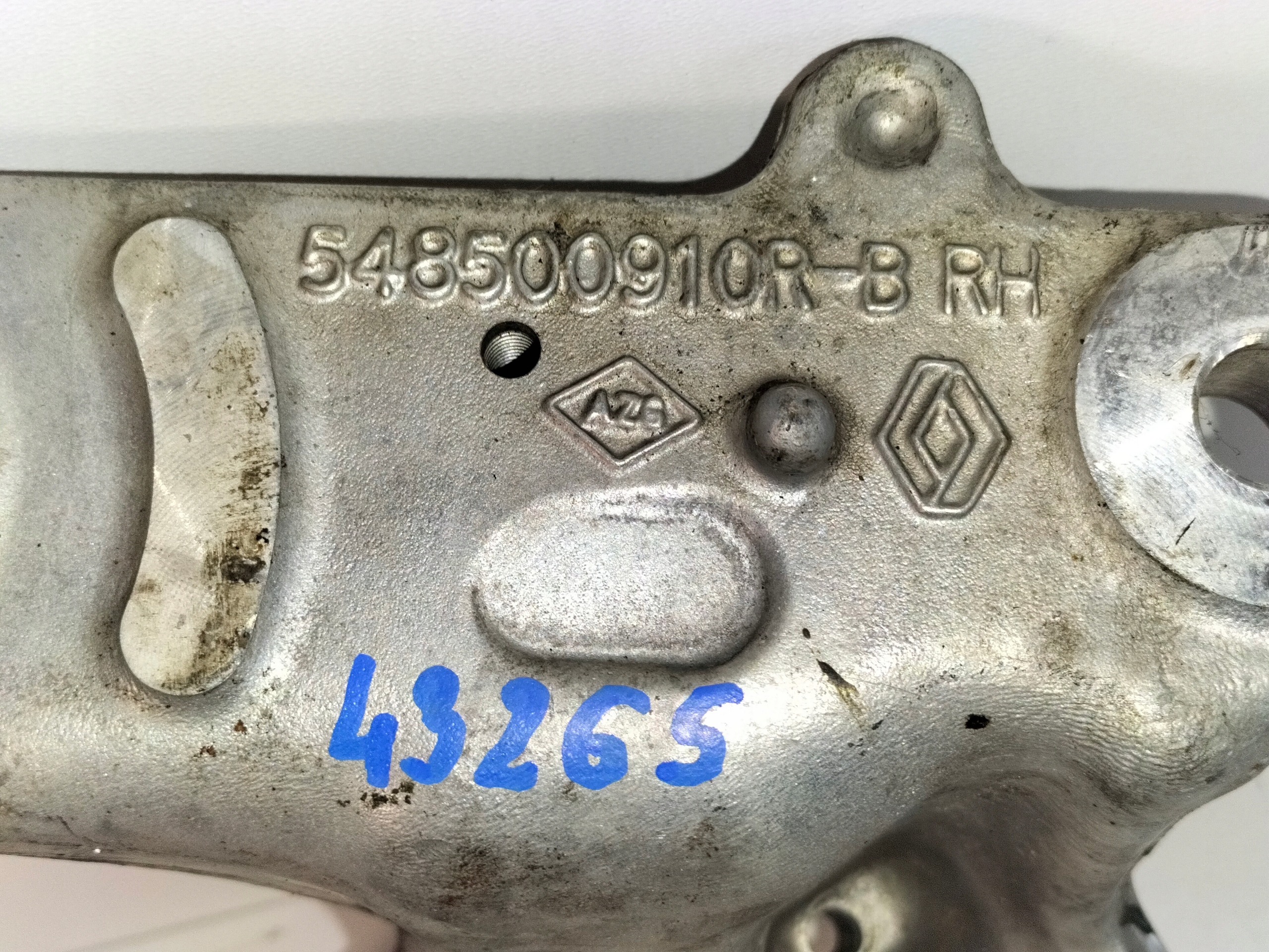 Halter Halter drazka des stabilisators rechts RENAULT MEGANE 4 IV 16