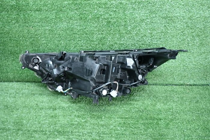 TOYOTA RAV4 V FULL LED 18- reflektor right light right