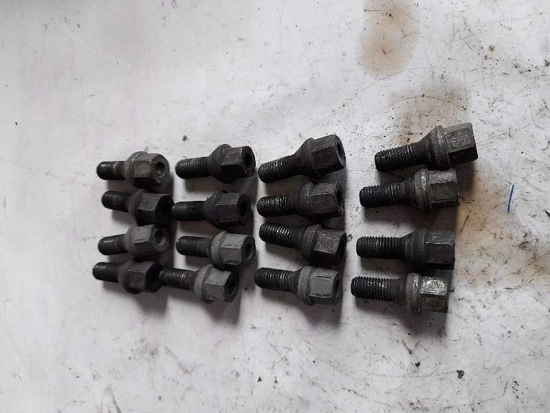 ŚRUBY DO KÓŁ 16SZT OPEL Producent części Opel OE