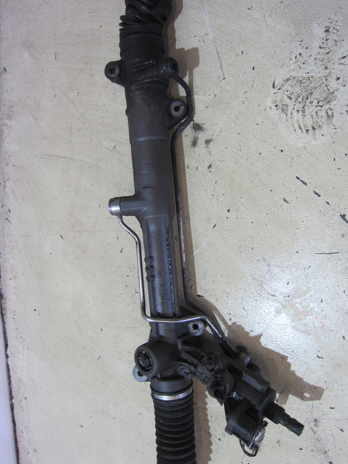 BMW E65 745i N62 servo control 2475183