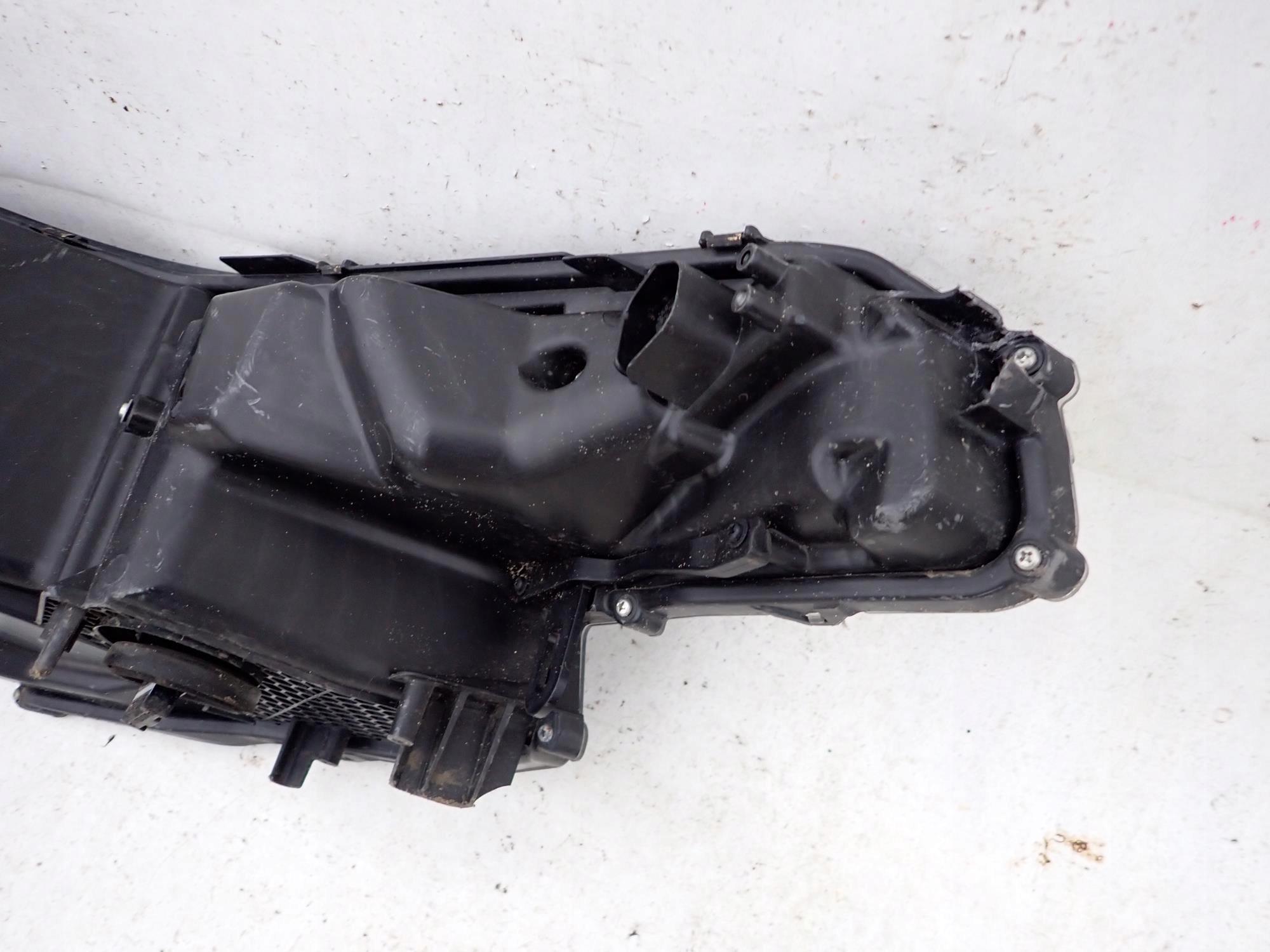 TOYOTA C-HR 16-19 light front front left