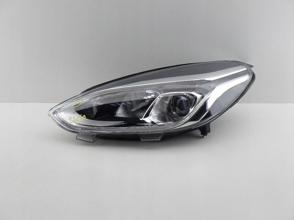 FORD FIESTA MK8 17- EU light front left