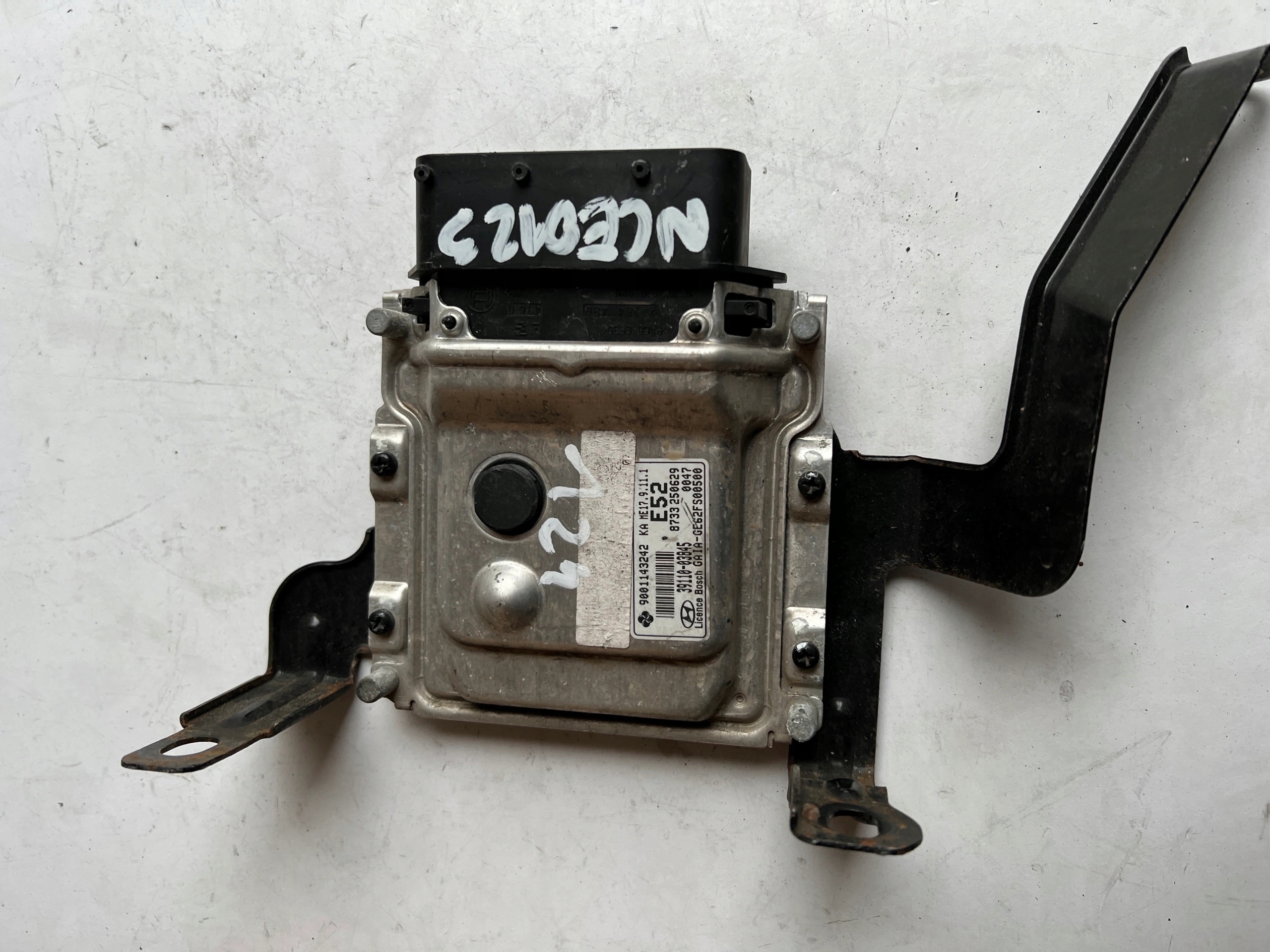 HYUNDAI I10 ECU 39110-03845 9001143242 computer OR