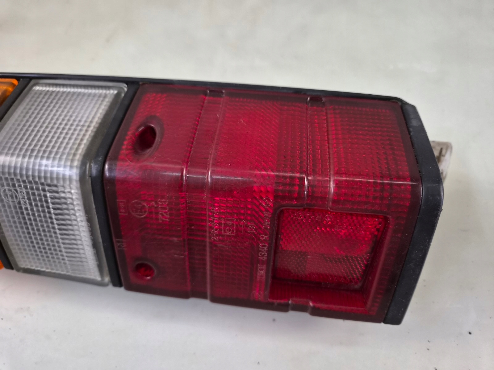 light right rear part right rear SUBARU LIBERO IKI4340BR