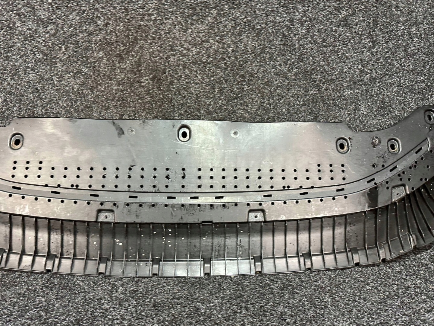 AUDI A6 C8 OSŁONA PŁYTA POD ZDERZAK 4K0807611B Numer katalogowy części 4K0807611B