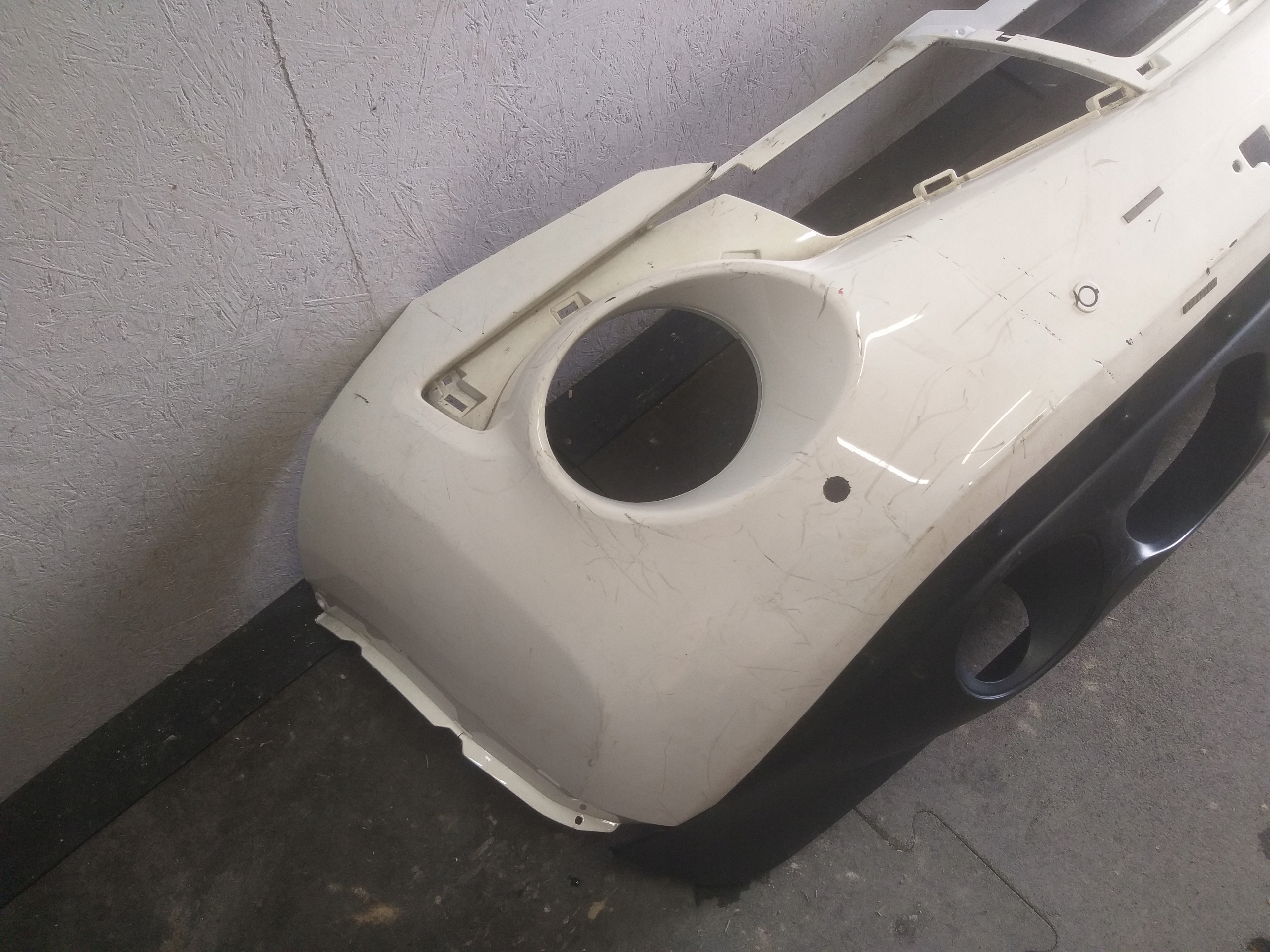 BUMPER FRONT NISSAN JUKE AND 1 F15