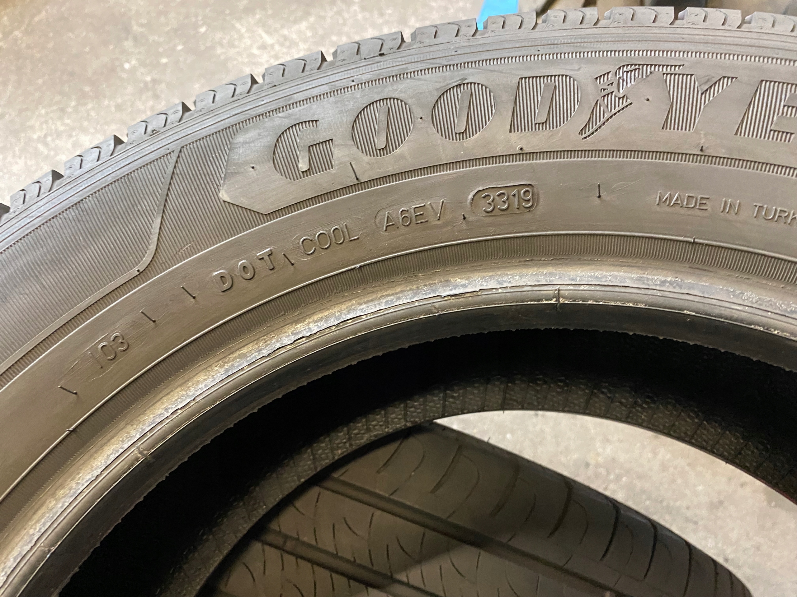 tyres summer 215/65R16C Goodyear EfficientGrip 8mm