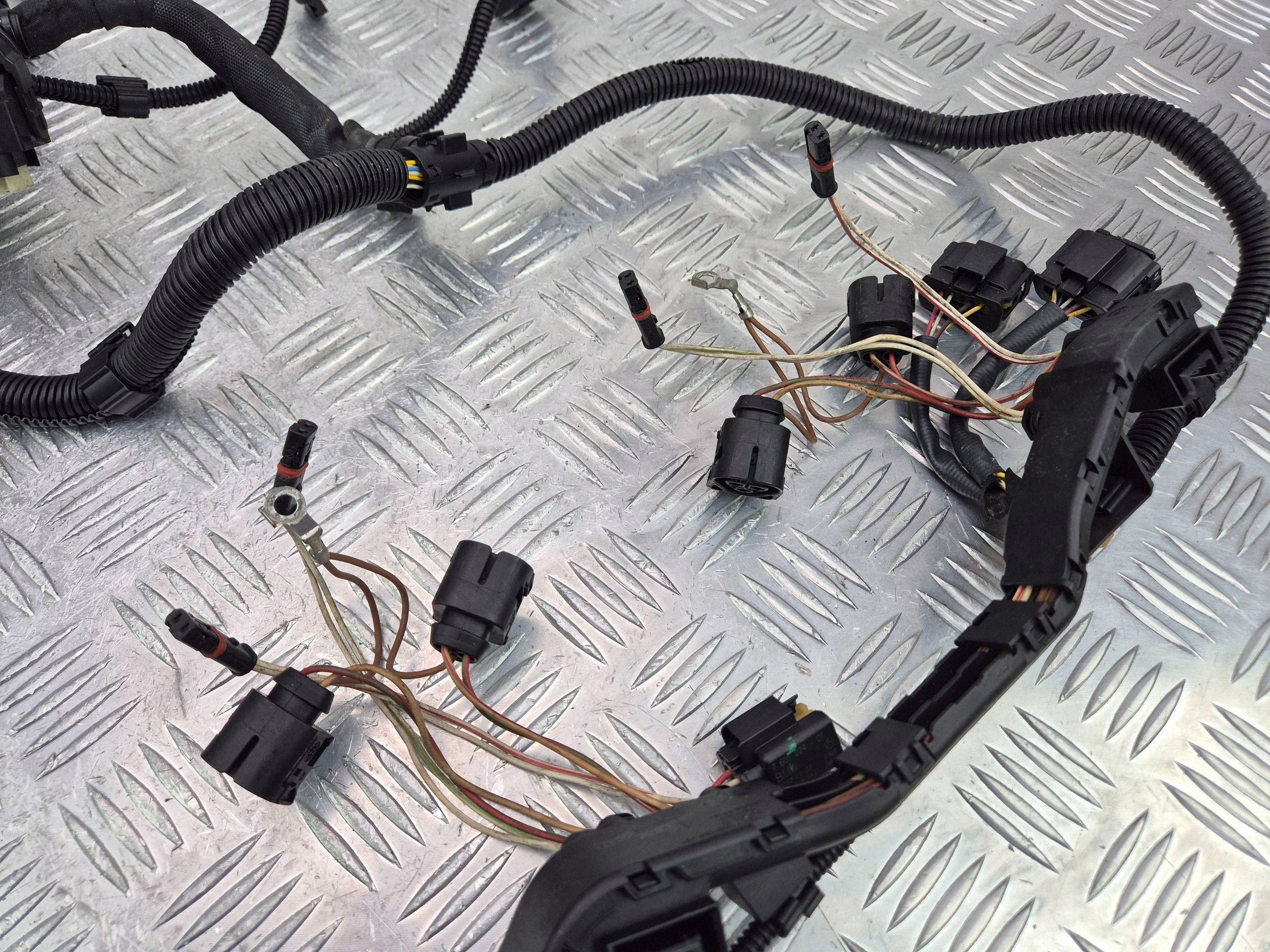 bundle of the engine BMW X1 E84 28i 7649089 N20B20A