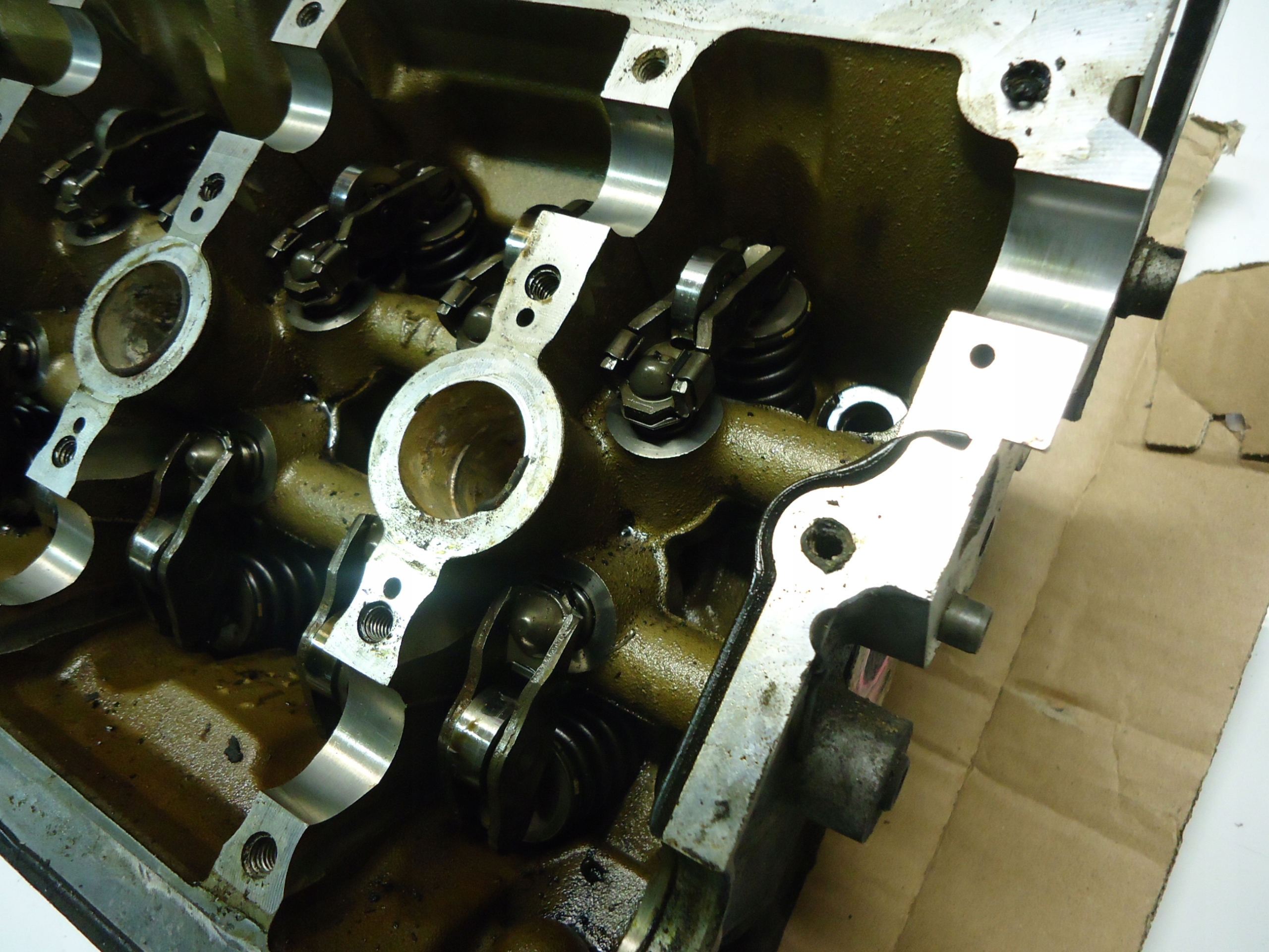 AUDI A5 3.2FSI V6 CAL head. right 06E103404A