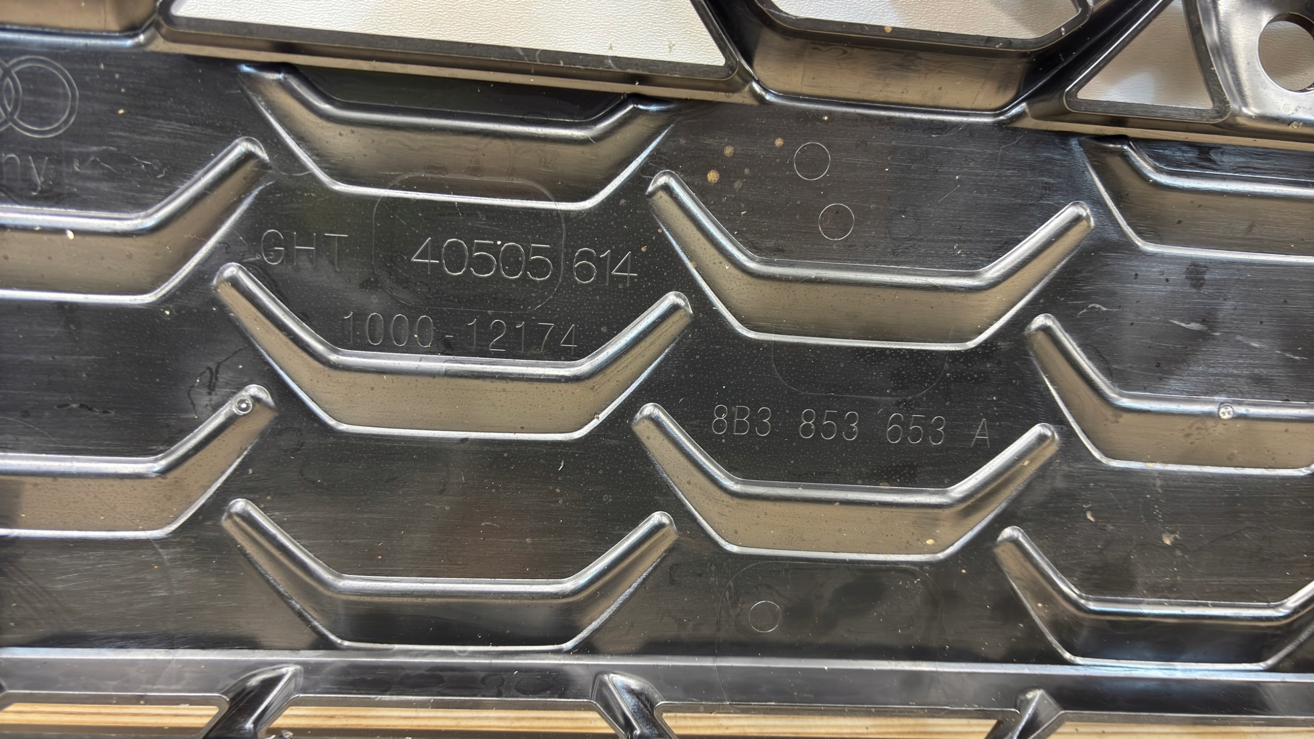 Audi A4 8B3 Kühlergrill FRONTGRILL Kühlergitter 8B3853653A - Thumbnail 4