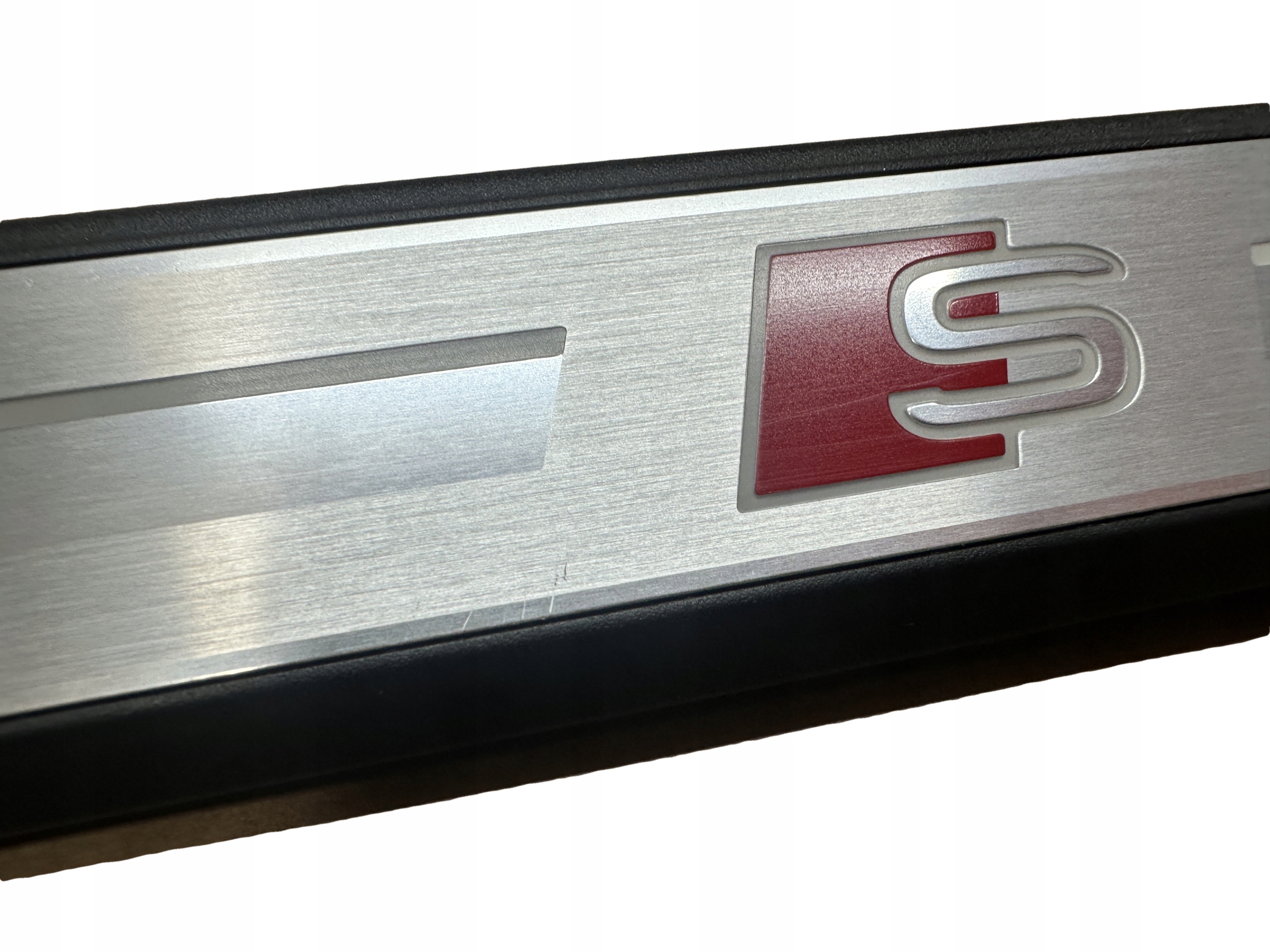 AUDI A3 8Y SLINE moulding threshold front LED 8Y0947417A