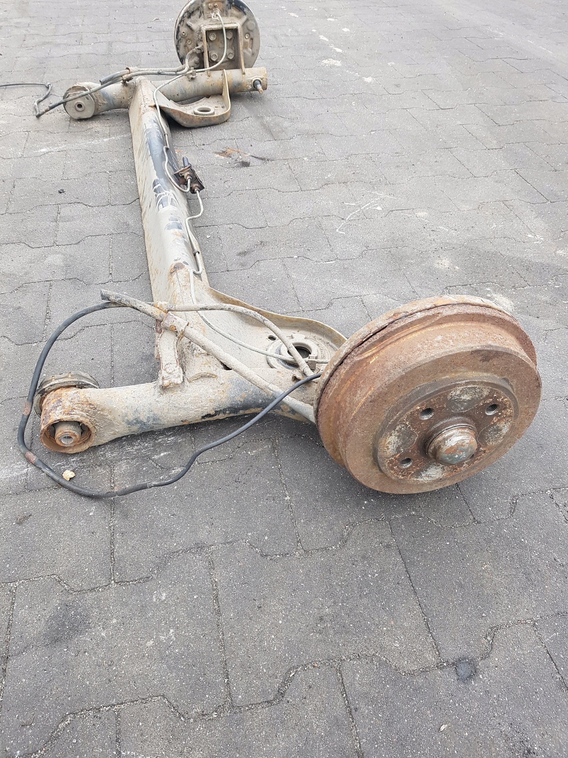 sider axis rear springing SUZUKI SWIFT 4