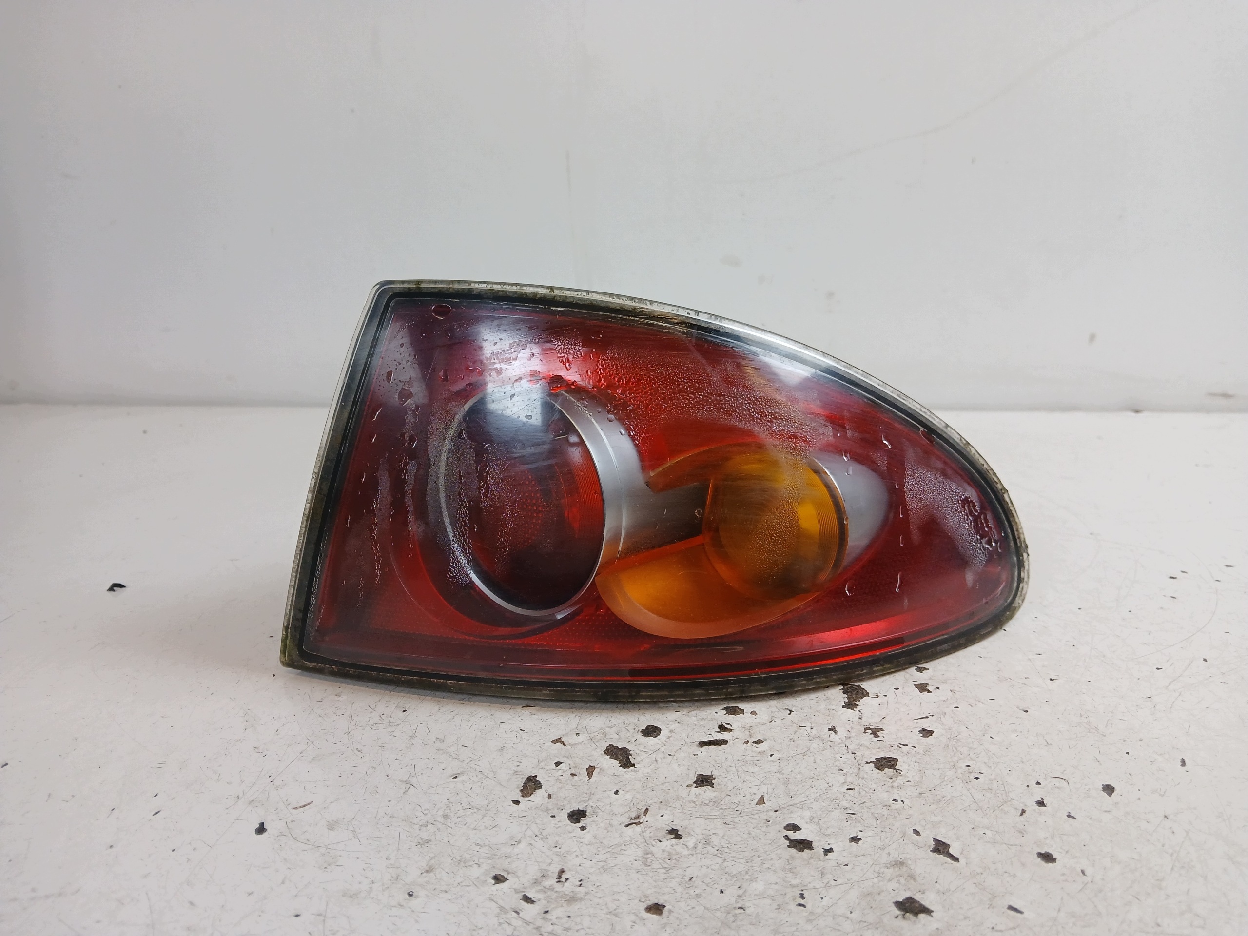 SEAT CORDOBA II light right rear part