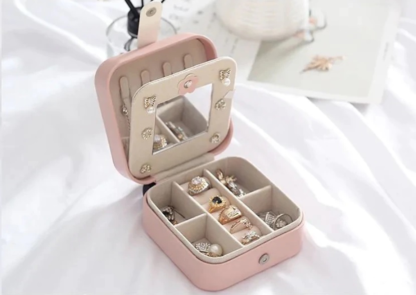 PUDEŁKO ORGANIZER ETUI NA BIŻUTERIE RÓŻOWE Marka inna