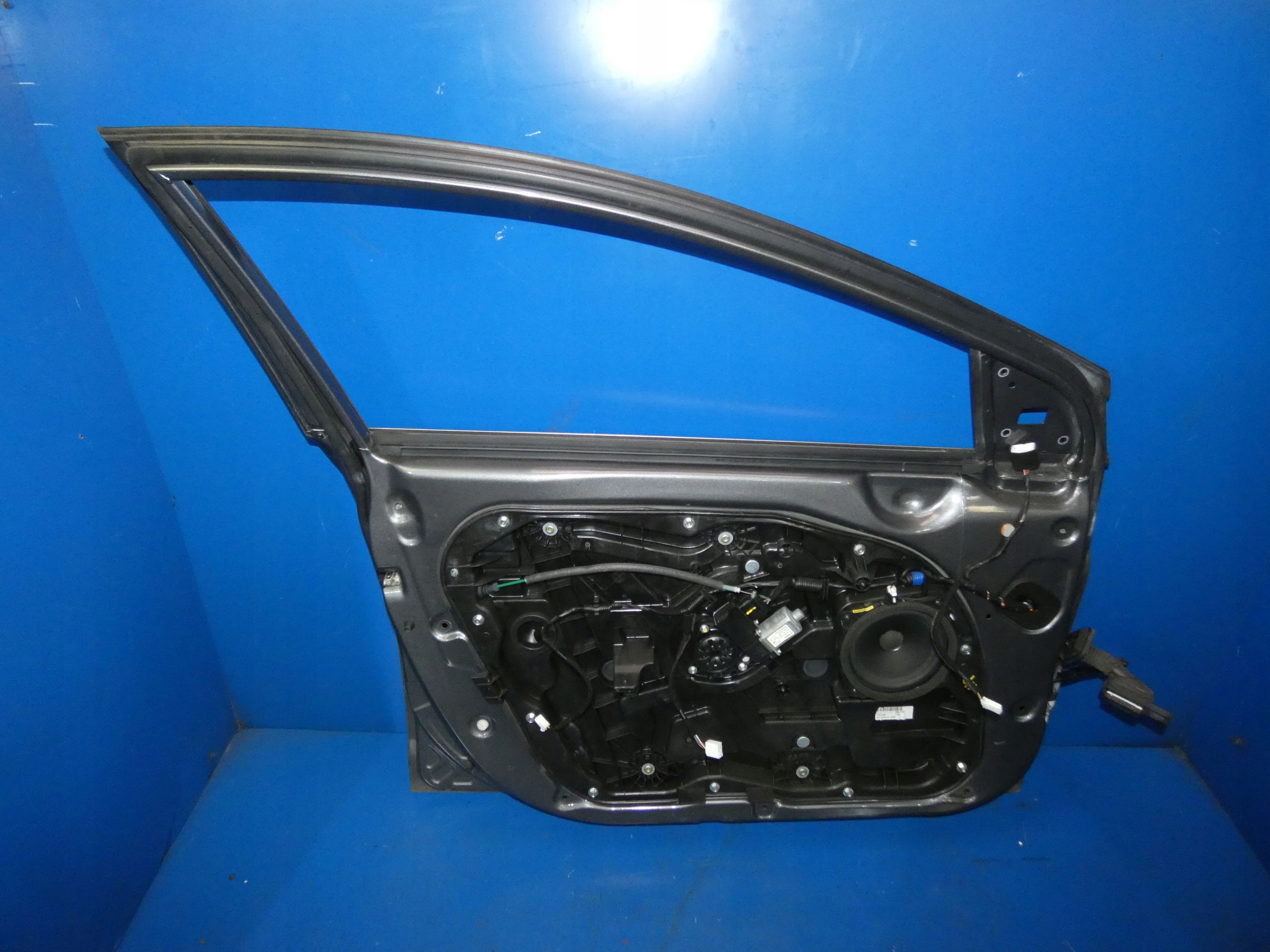 HYUNDAI I40 door left front front left KPL