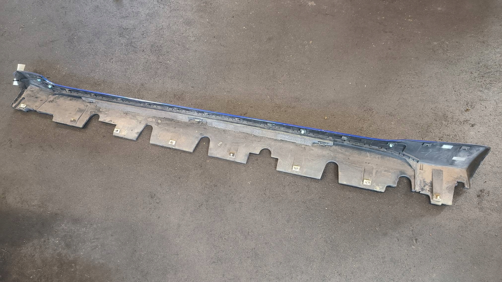 cap threshold right UU9 87754-2V500 HYUNDAI VELOSTER