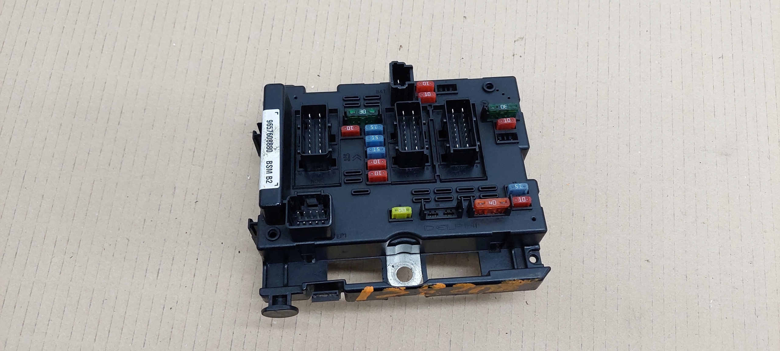 Moduł BSM Citroen Peugeot Numer katalogowy części 9657608880