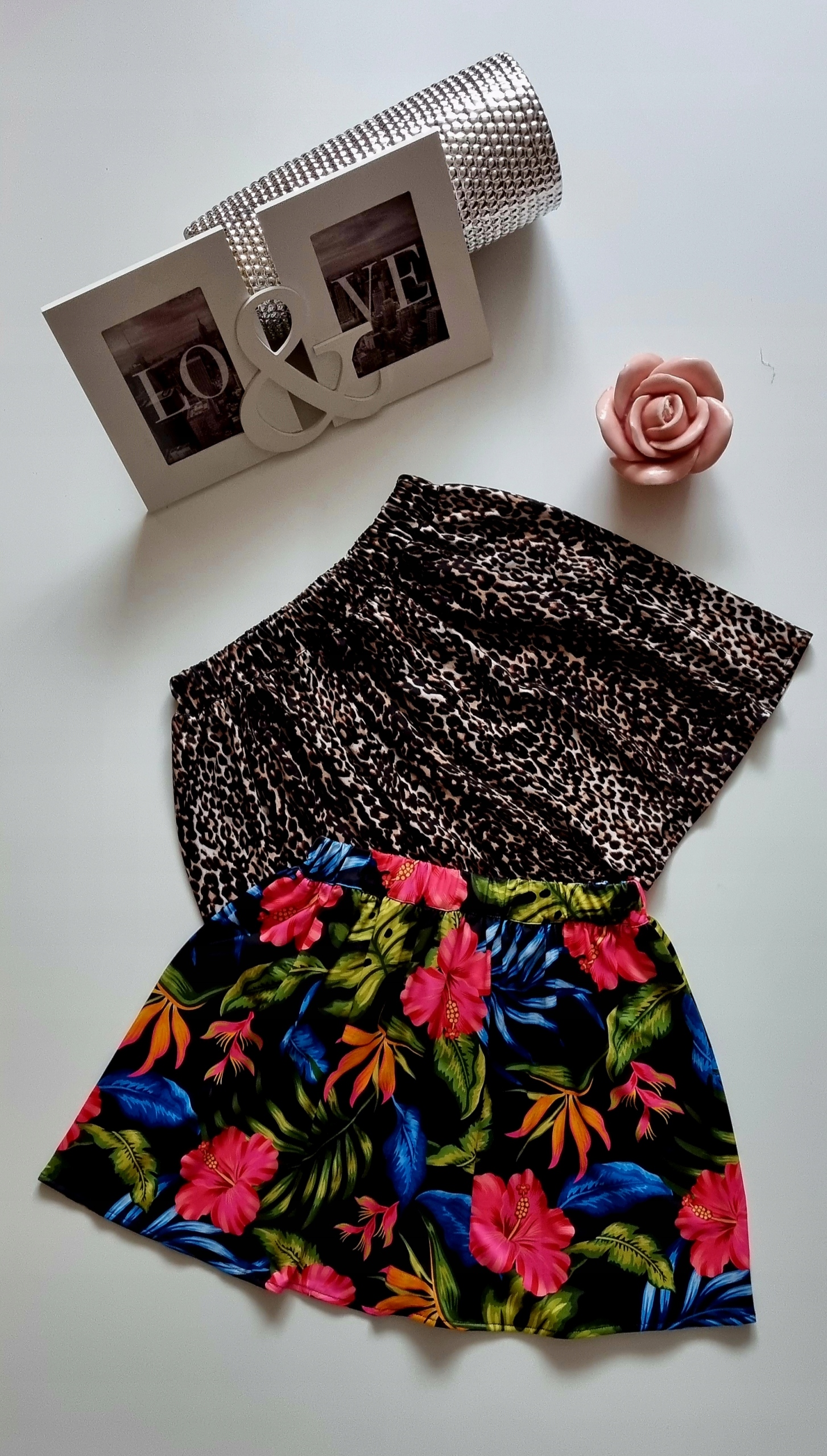 SPÓDNICZKA w PANTERKĘ ROZKLOSZOWANA ZWIEWNA na GUMCE S/M Długość mini