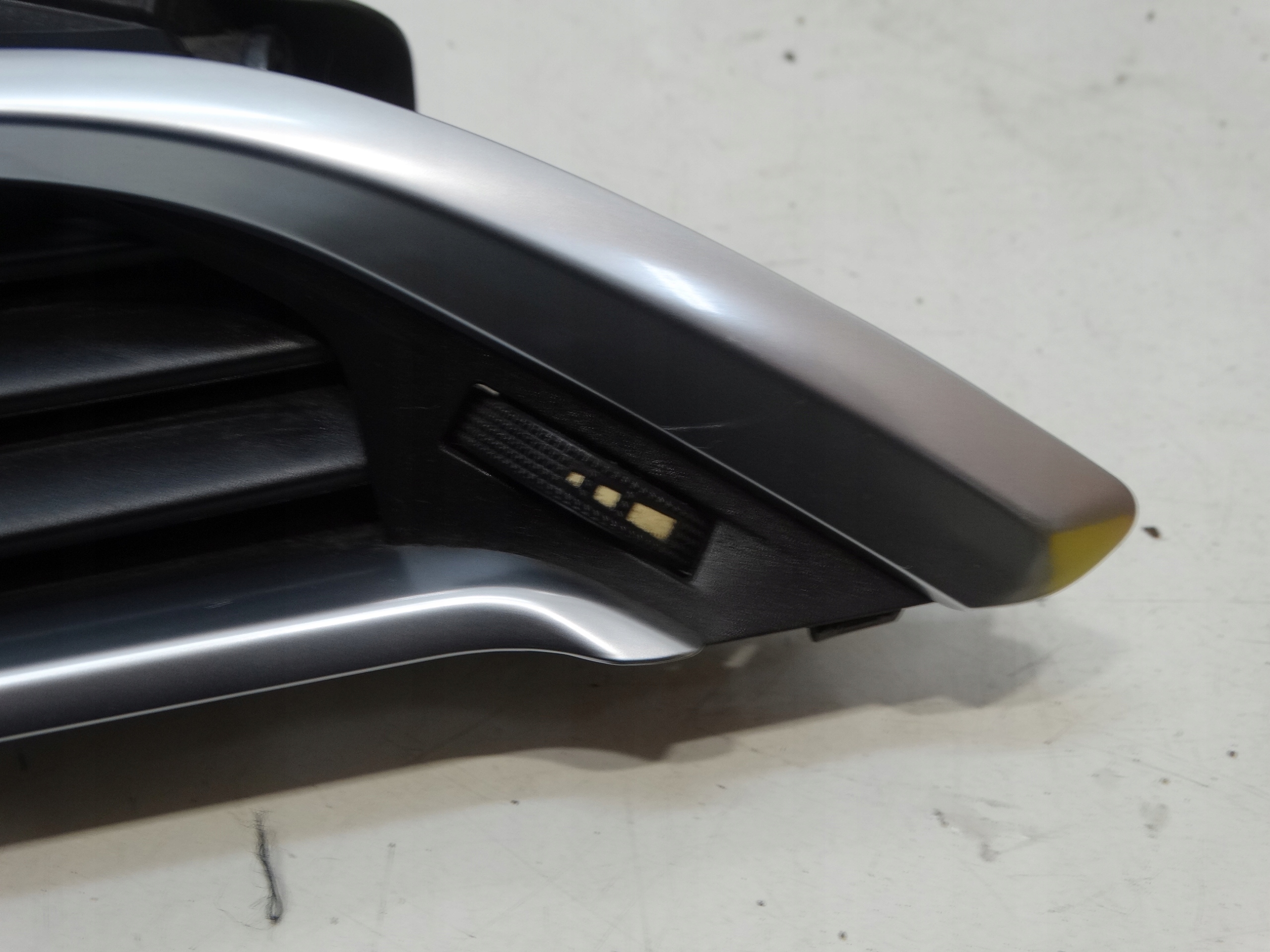 grid air conditioning devices consoles left front PEUGEOT 2008 208 9633131777