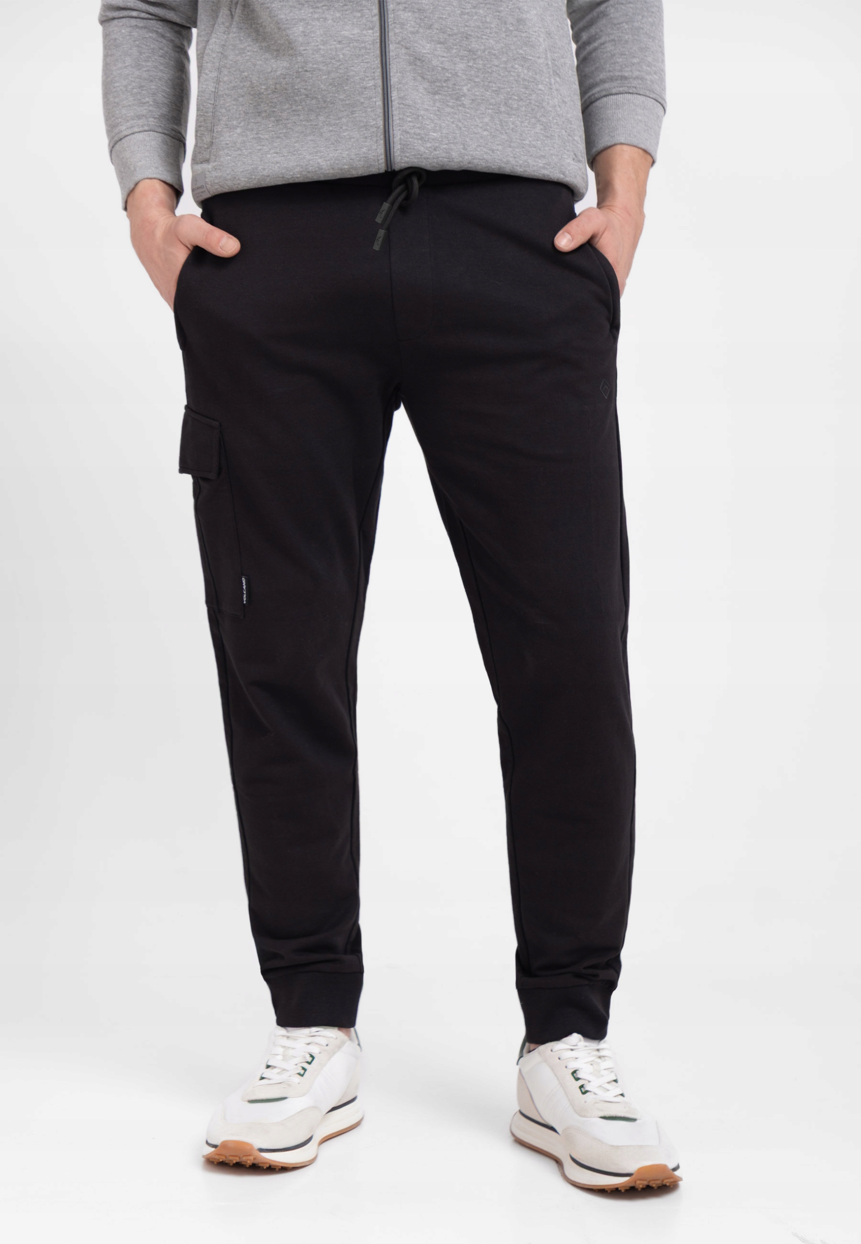 Męskie Spodnie Dresowe Joggery Cargo Czarne Volcano N-save XXL