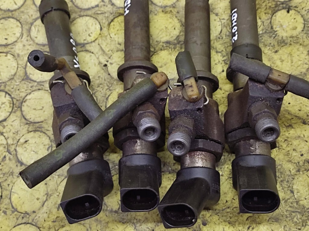 CITROEN XSARA 2.0 HDI injector 9636819380