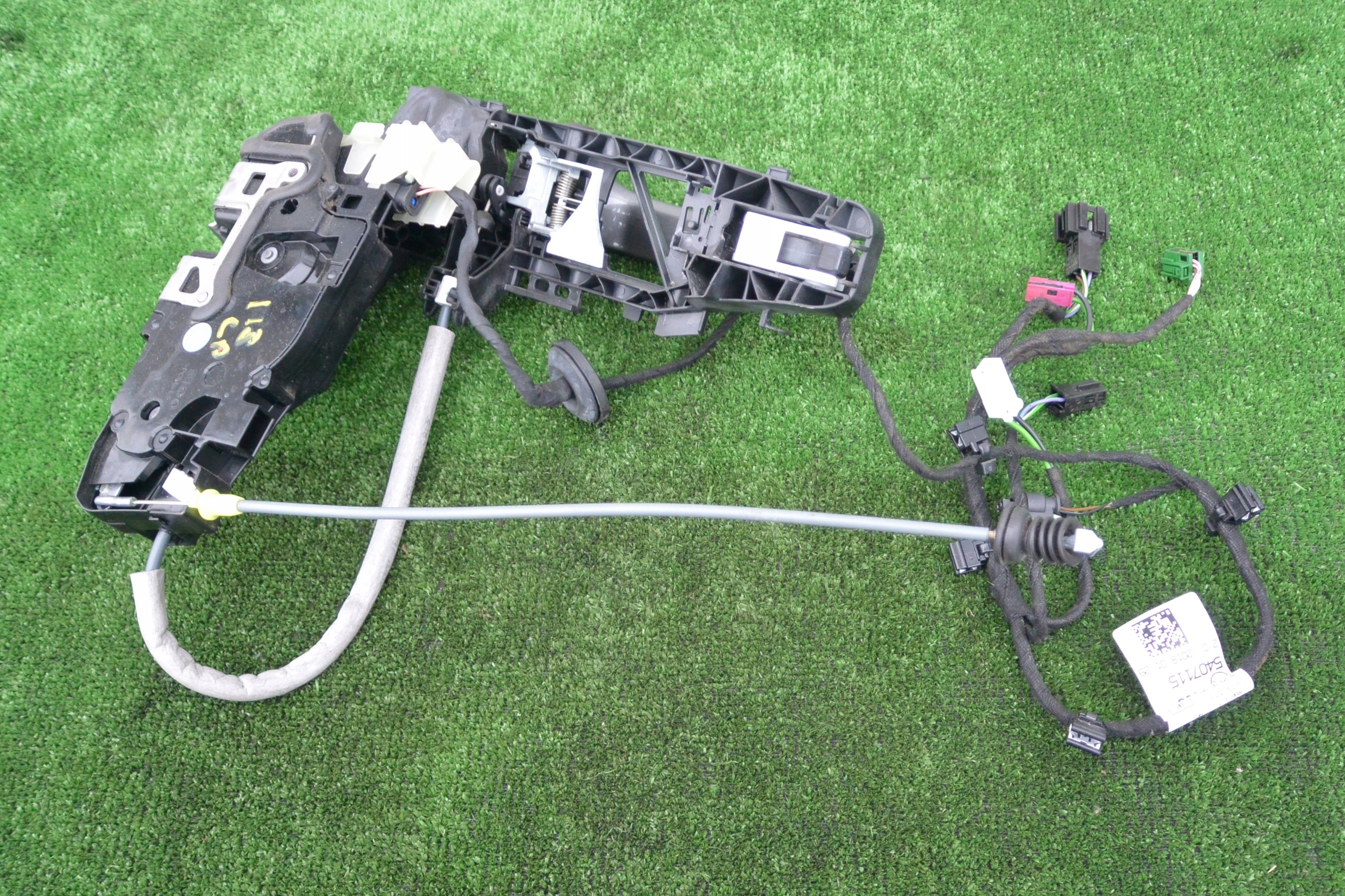 MERCEDES-BENZ CLA W118 lock door left front bundle wiring EUROPA KPL