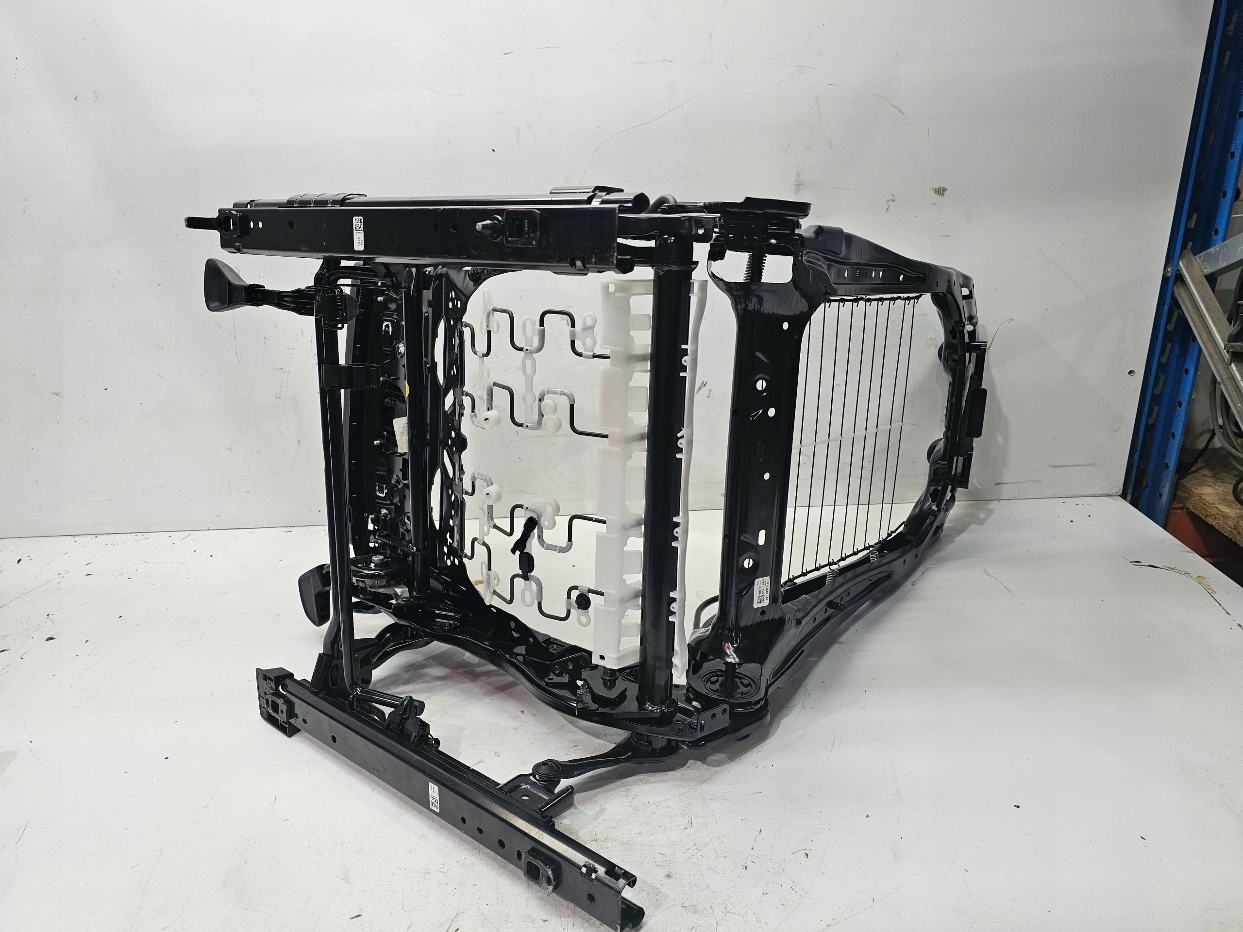 Support Siège Droite AUDI Q5 FY 80A881106B 80A881046