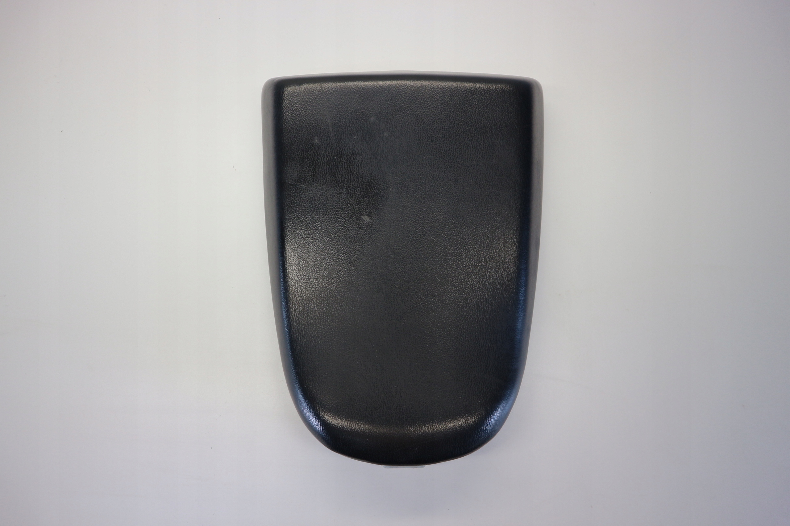 45311-17E - SUZUKI GSX750W ЗАДНЕЕ ПАССАЖИРСКОЕ СИДЕНЬЕ