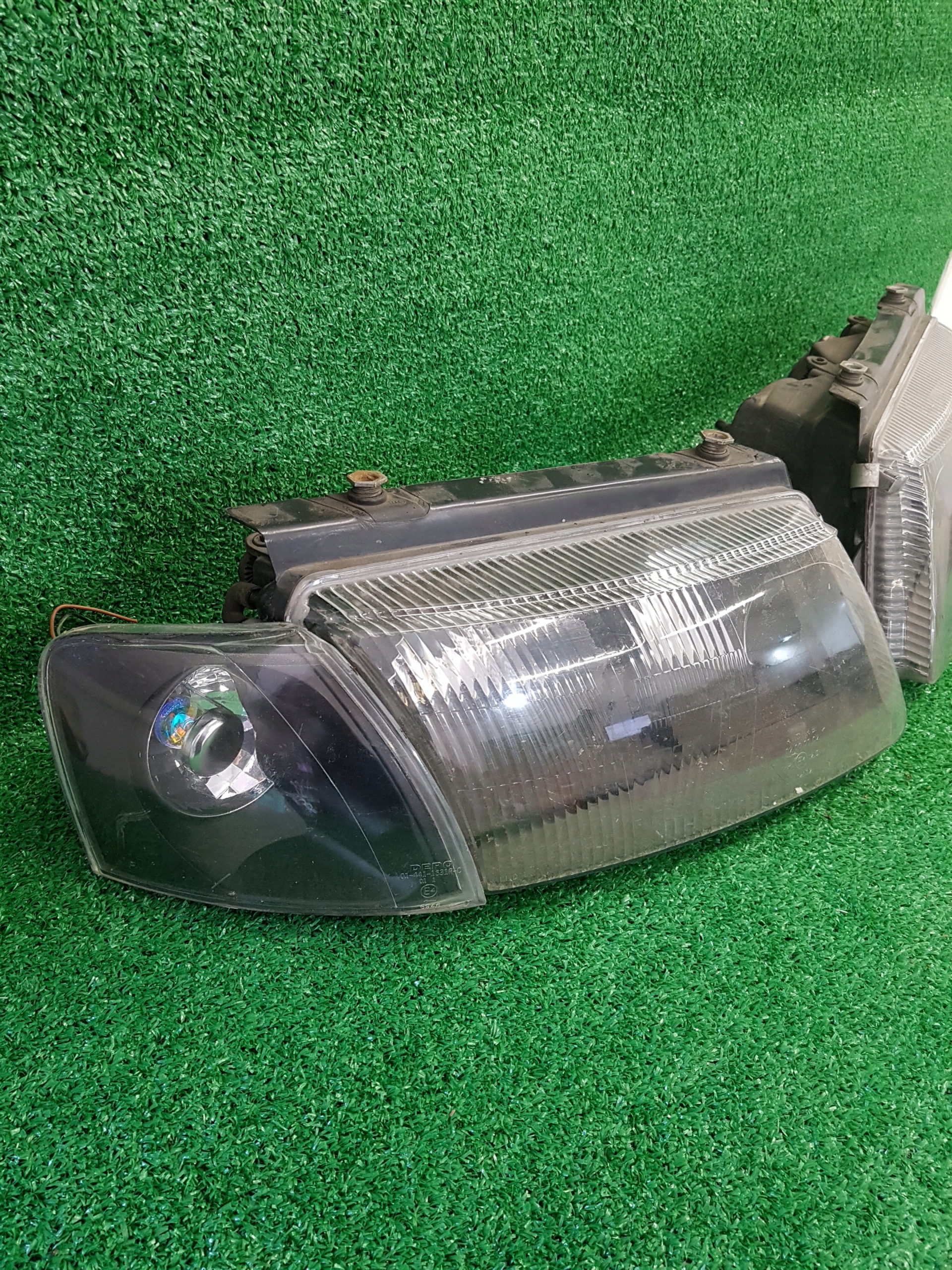 lights front KOMPLET VOLKSWAGEN PASSAT B5