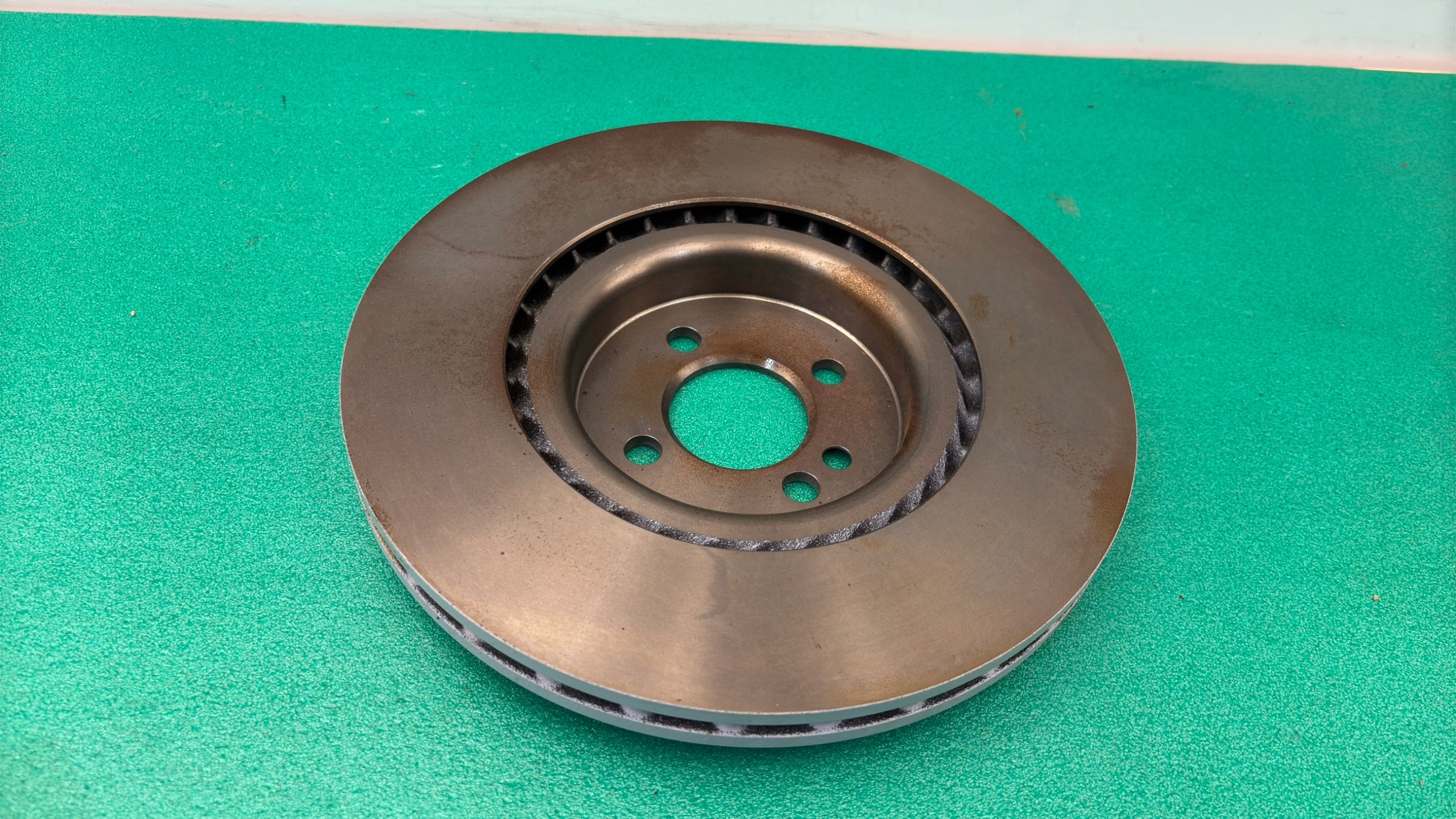 disc brake front MINI COOPER R55 R56 R57 4079277 KA18/576MM