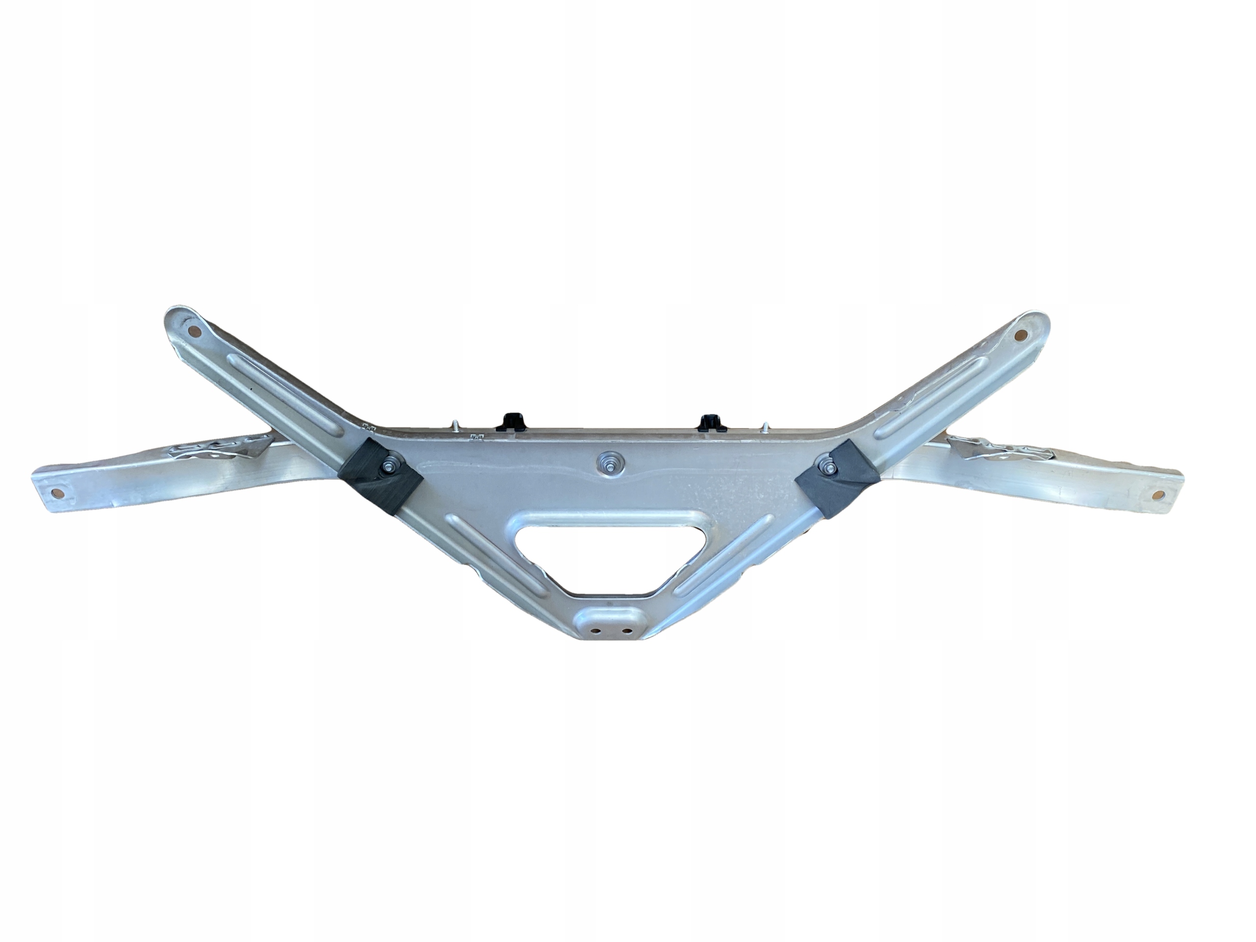 AUDI Q7 4M sider pillar 4M0805645