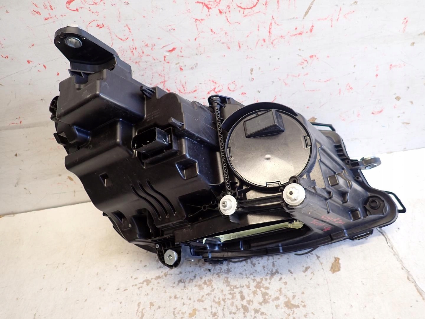 light front left MERCEDES E-KLASA W213 LIFT 2020- FULL LED A2139067509
