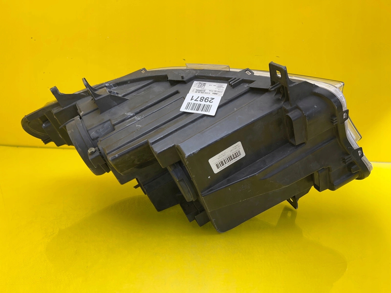 light left Mercedes Sprinter W910 normal A9109060000